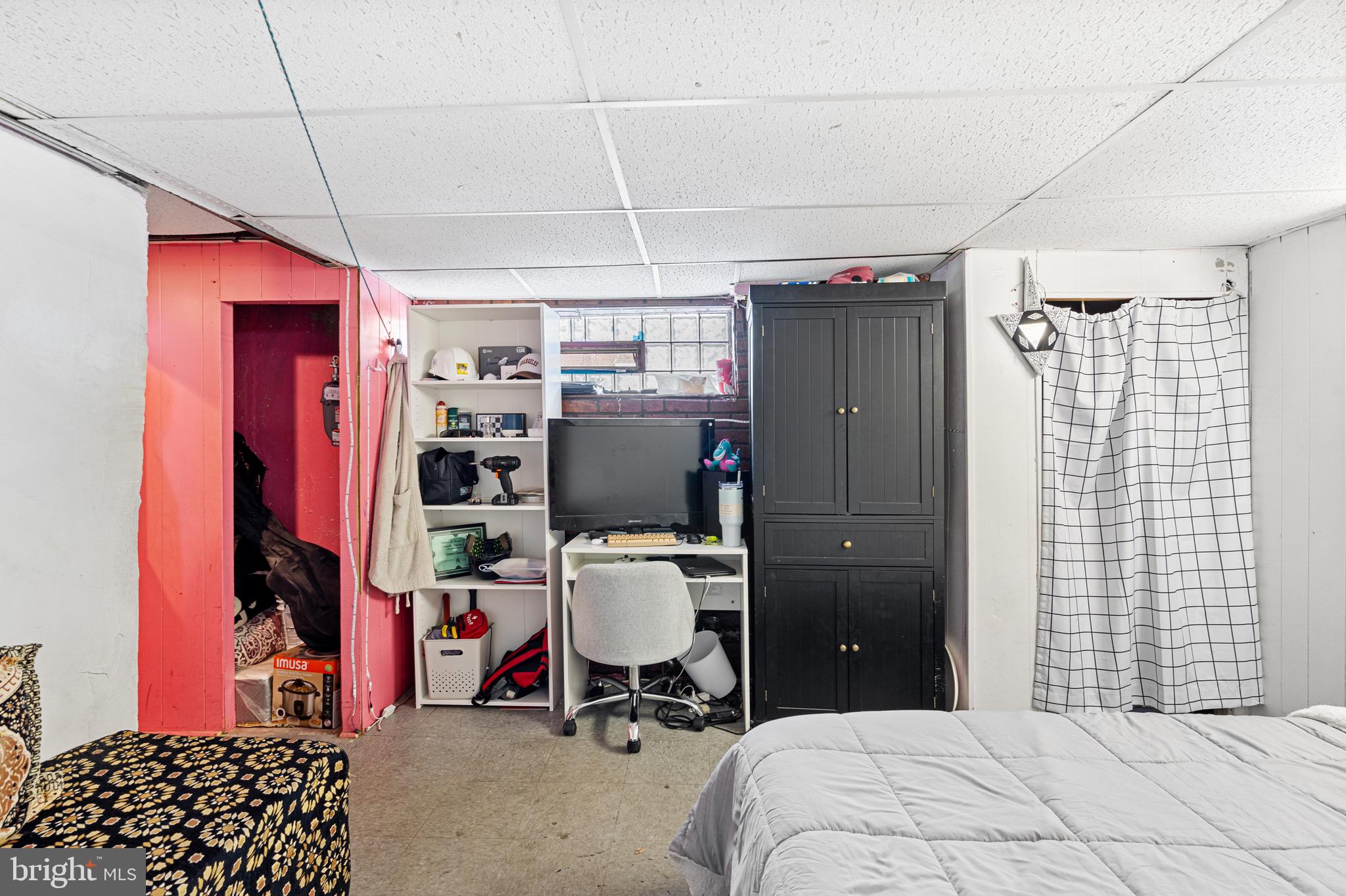 PHILADELPHIA - Residential