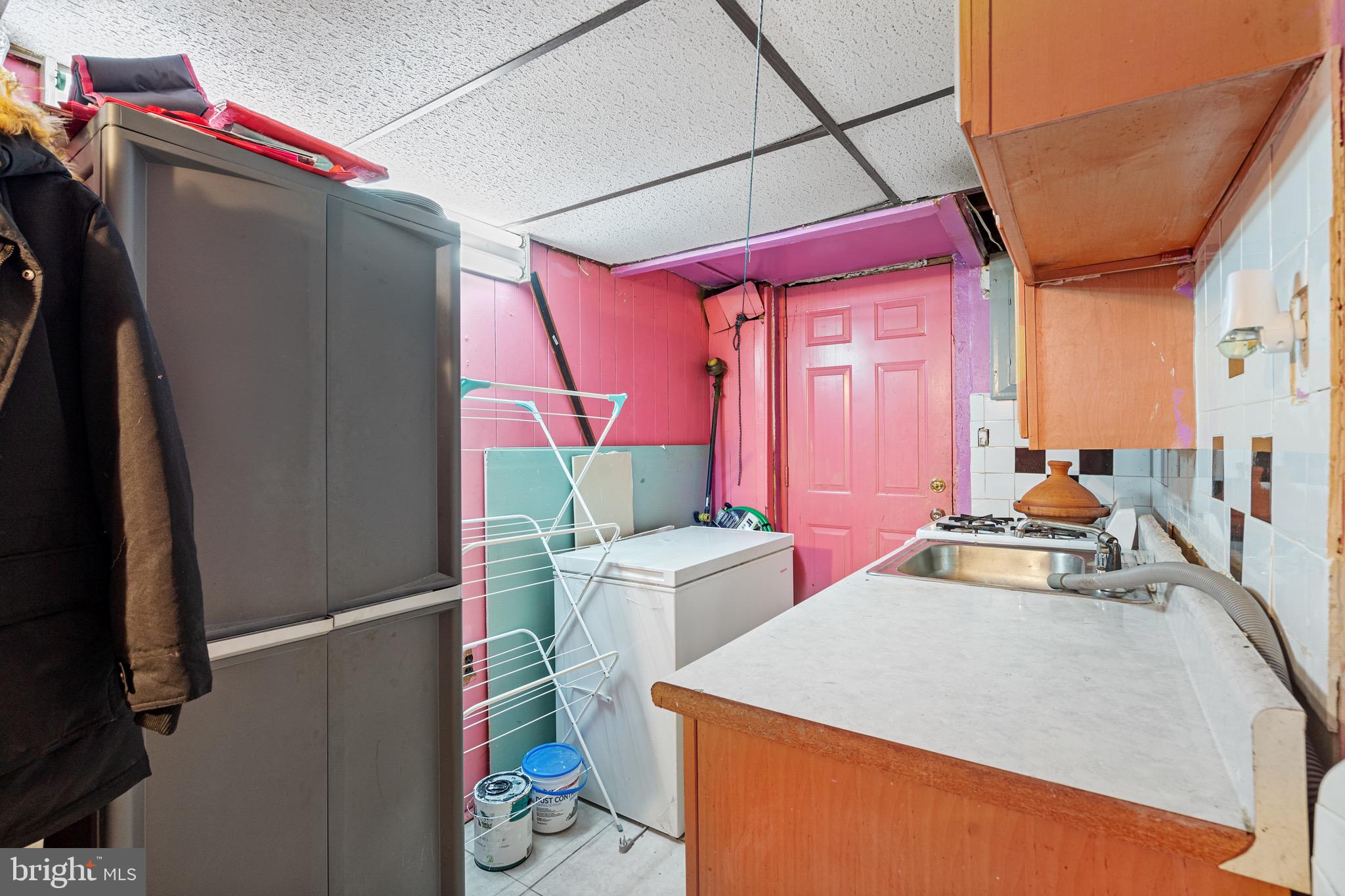 PHILADELPHIA - Residential