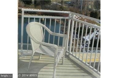 CARLTON HOUSE - Residential Lease