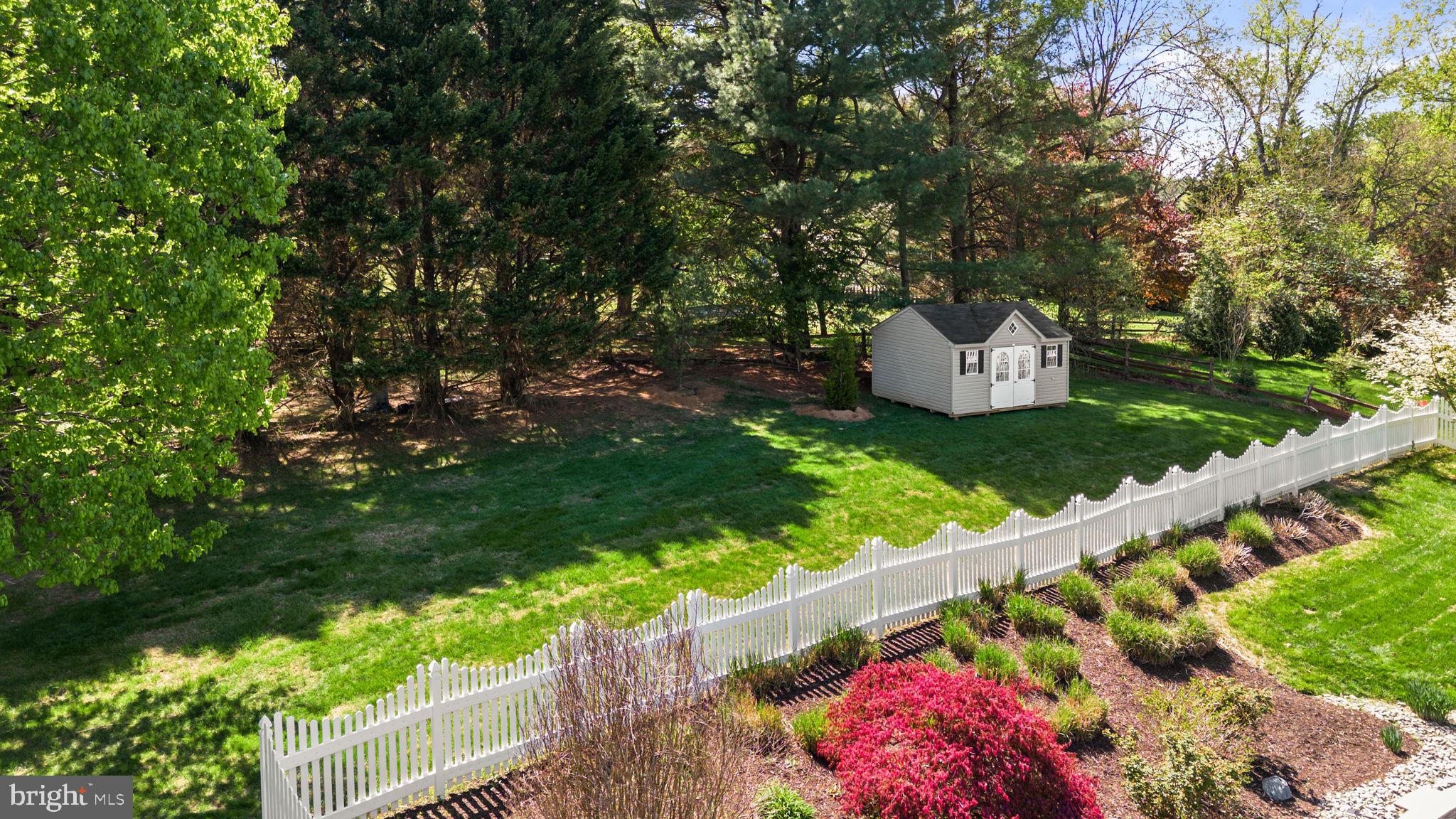 JENNA ESTATES - Residential