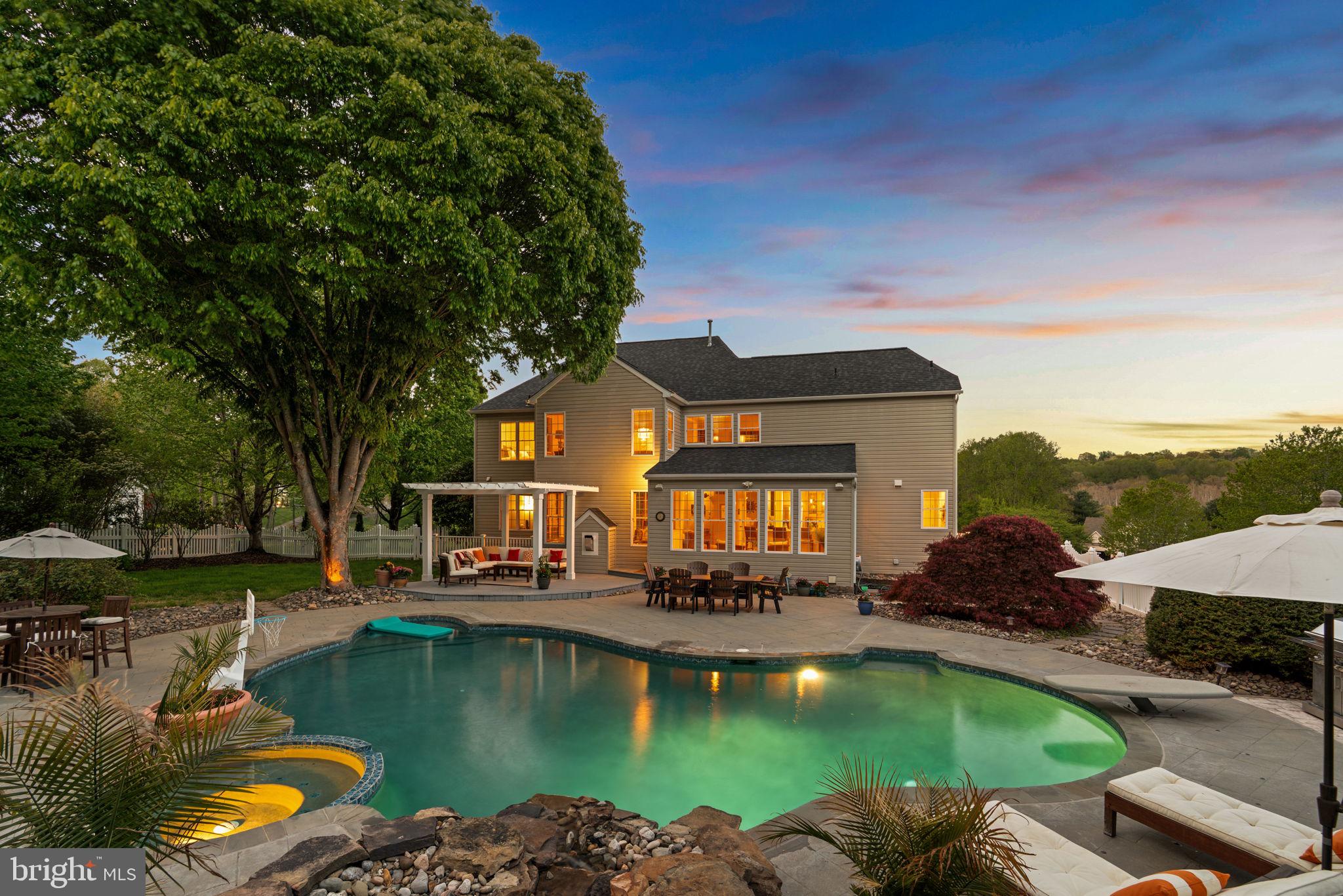 JENNA ESTATES - Residential