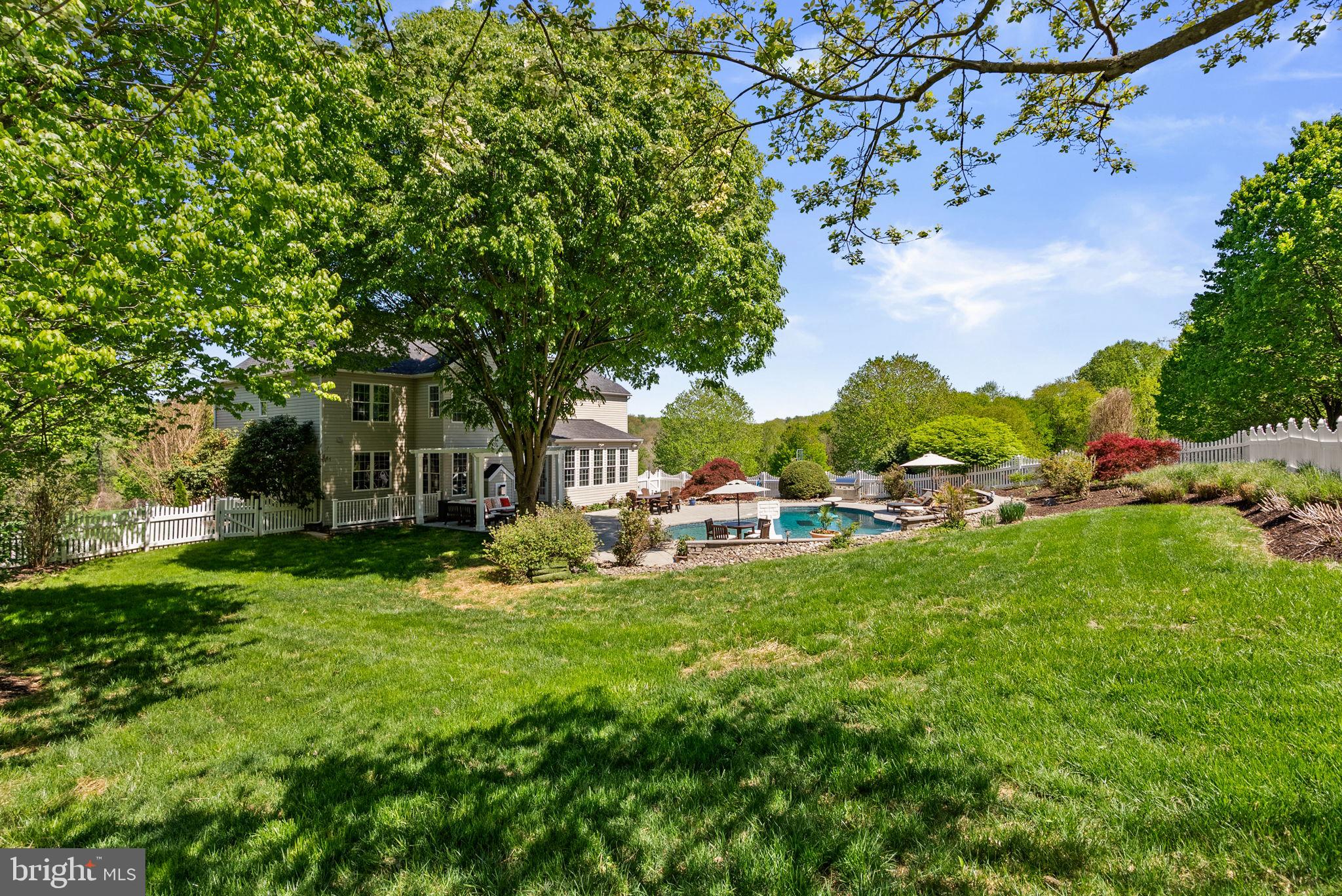 JENNA ESTATES - Residential