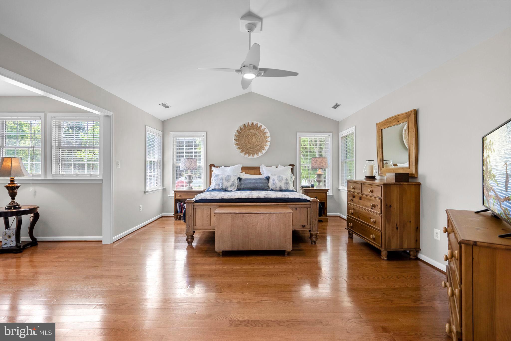 JENNA ESTATES - Residential