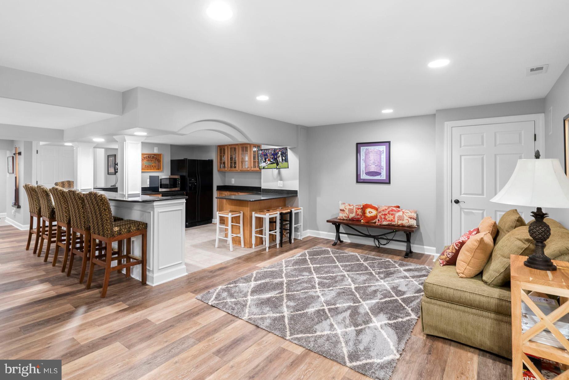 JENNA ESTATES - Residential