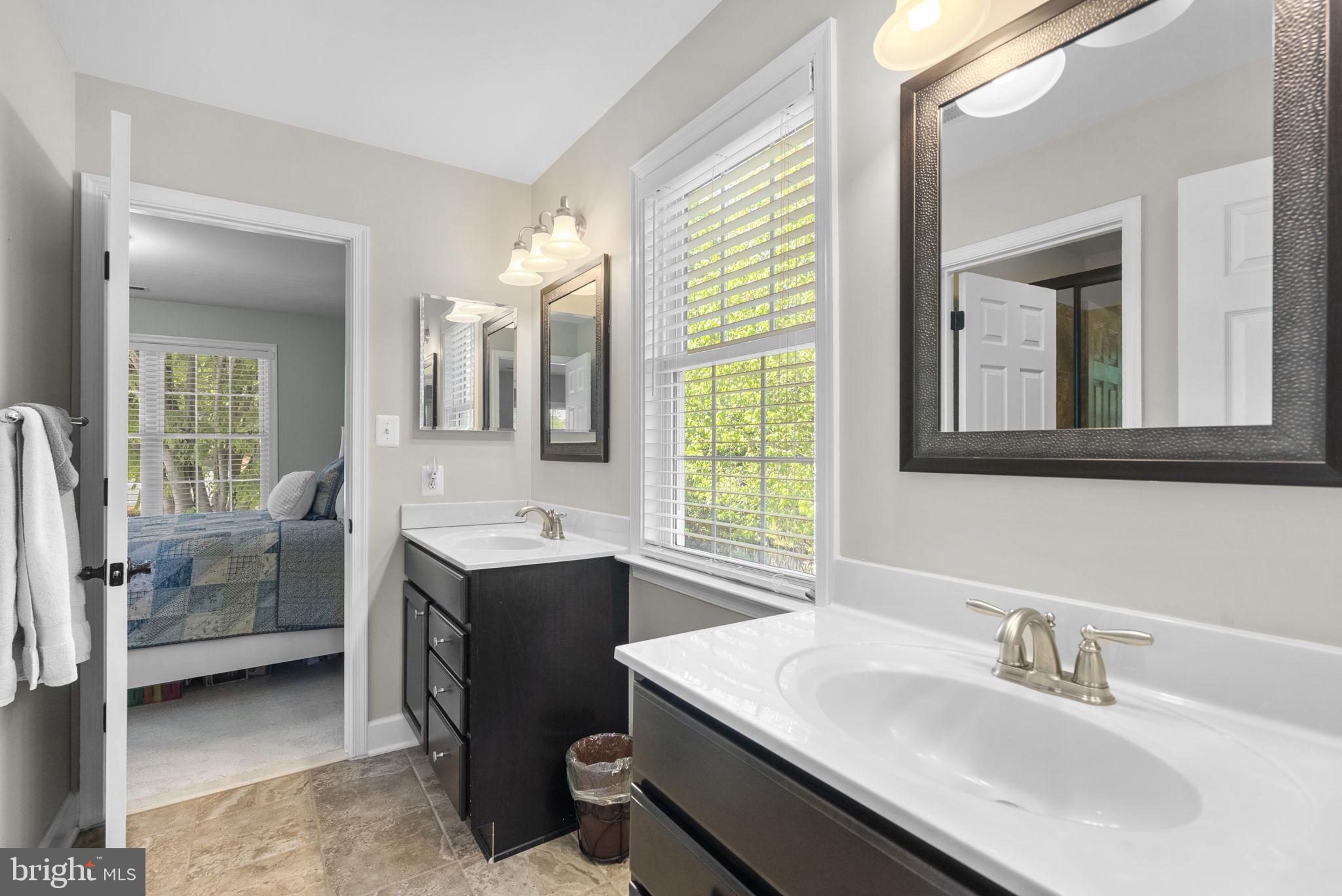 JENNA ESTATES - Residential