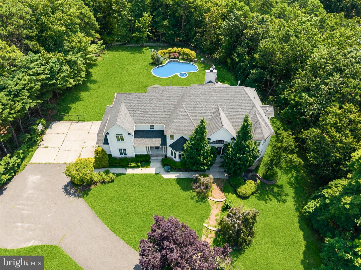 203 BLUE HERON COURT