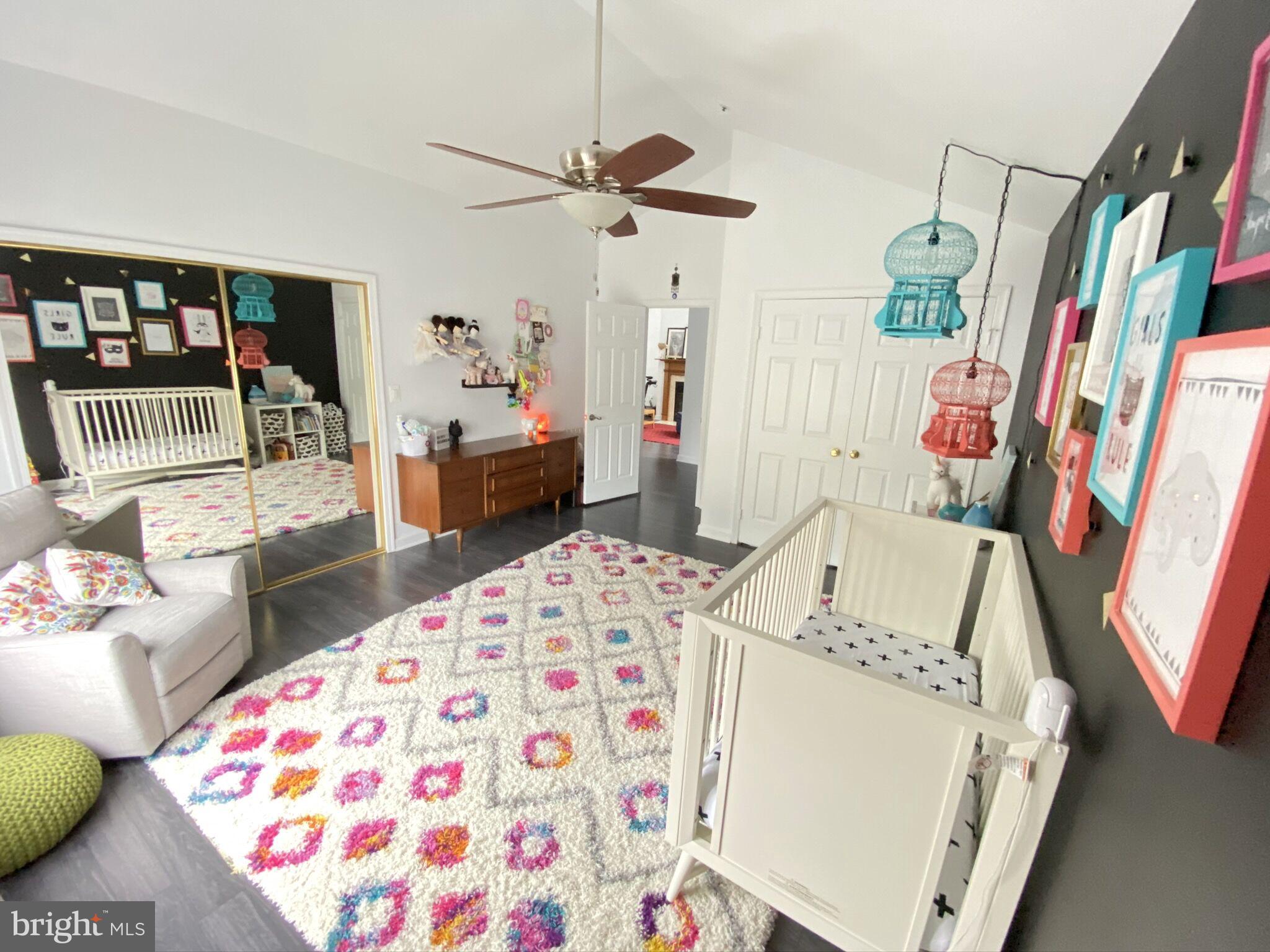 BARRINGTON POINTE CONDOS - Residential Lease