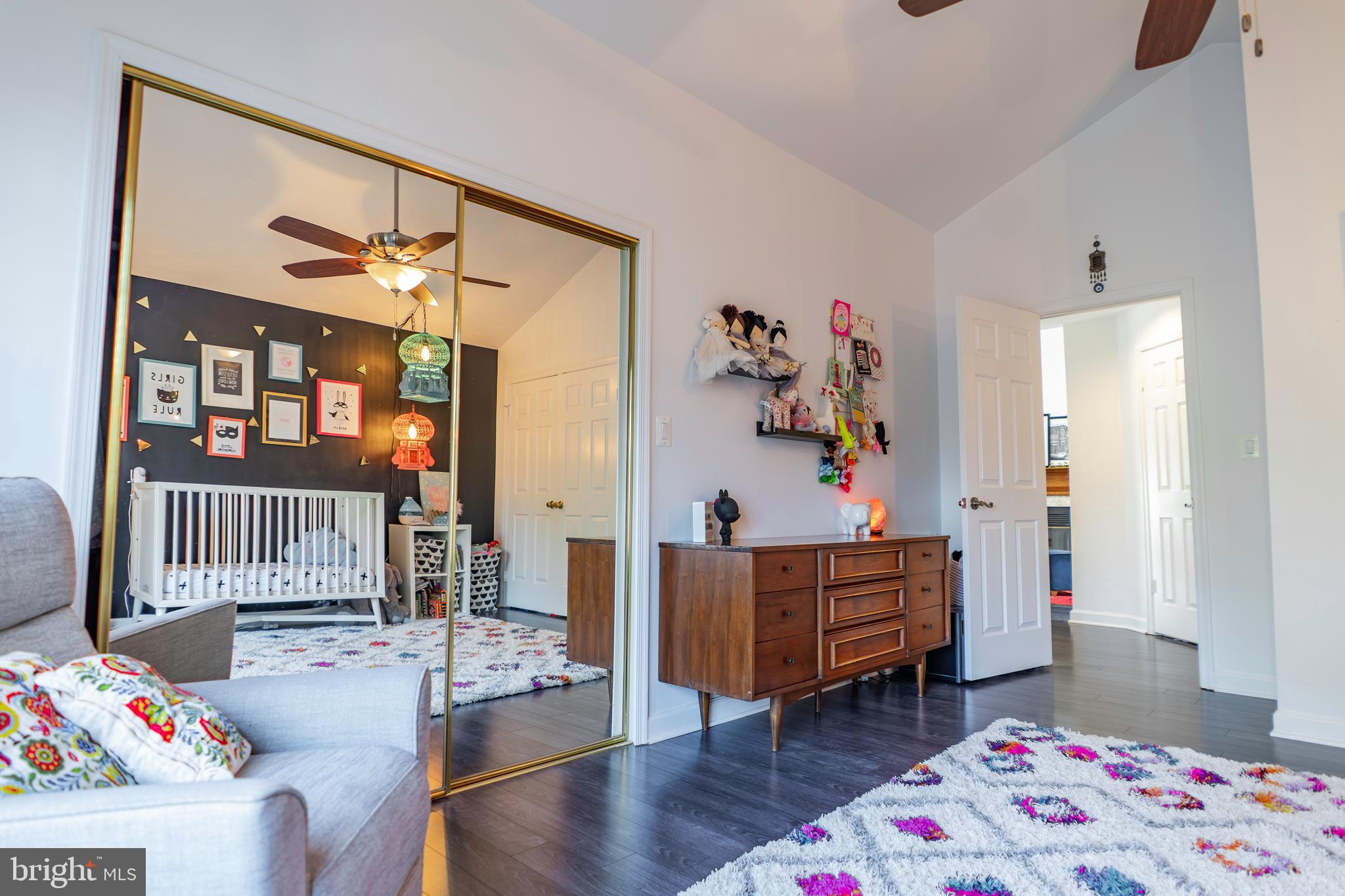 BARRINGTON POINTE CONDOS - Residential Lease