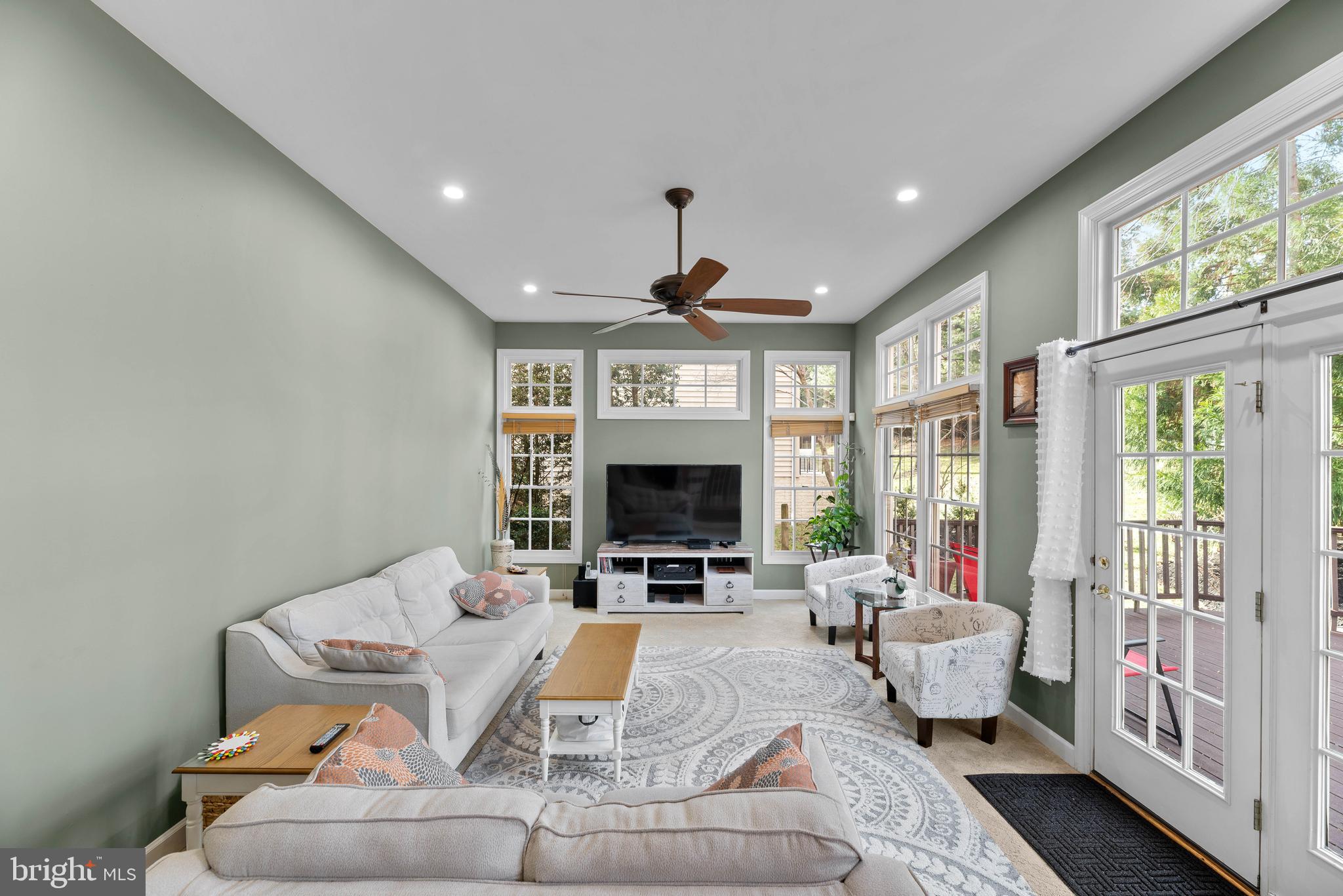 GOVERNORS RUN - Residential