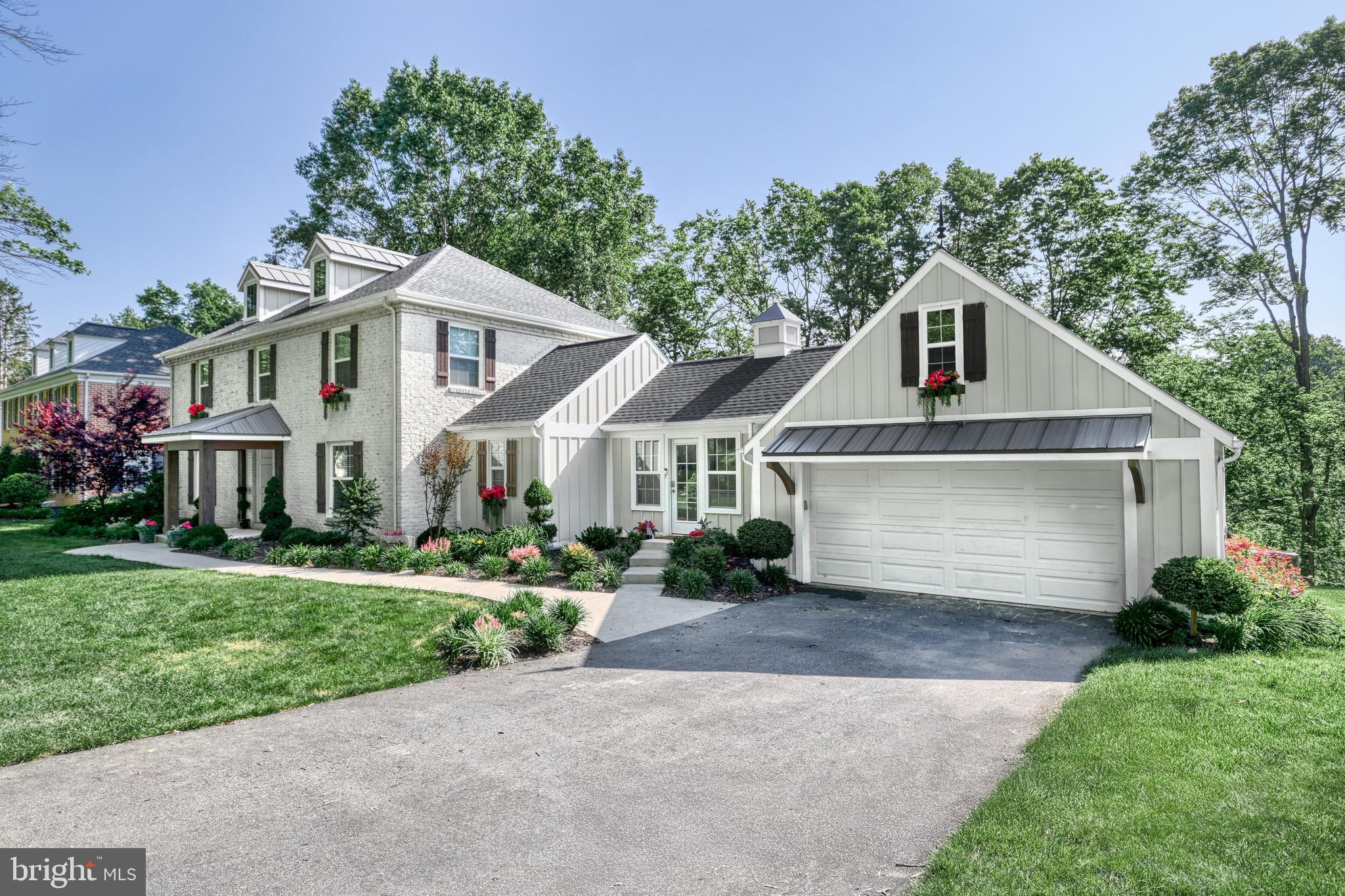 POINT RIDGE FARMS - Residential