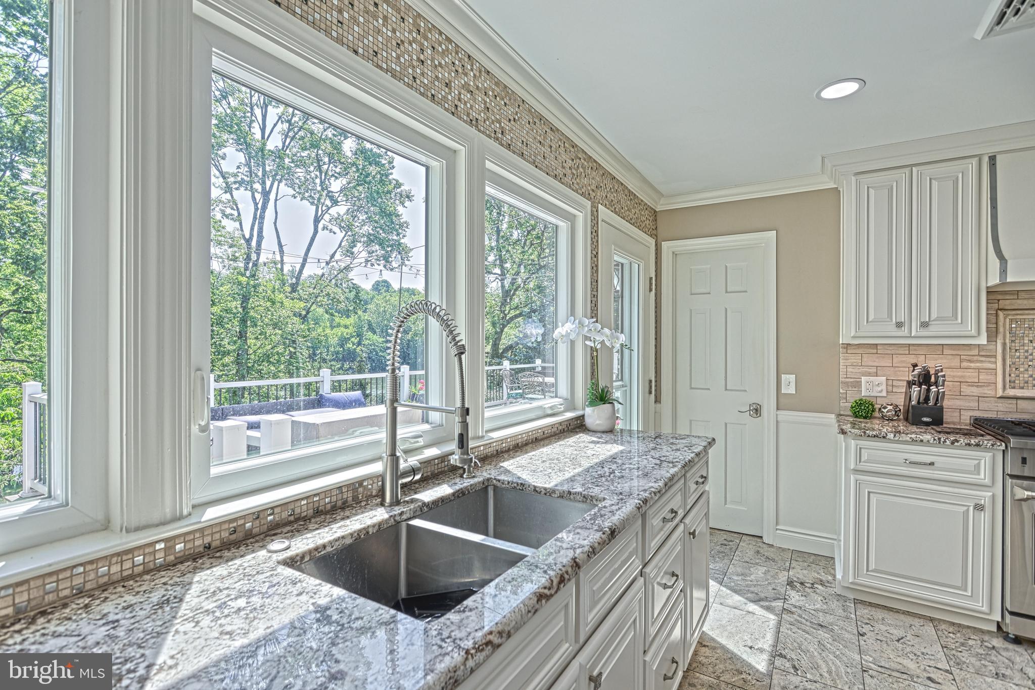 POINT RIDGE FARMS - Residential