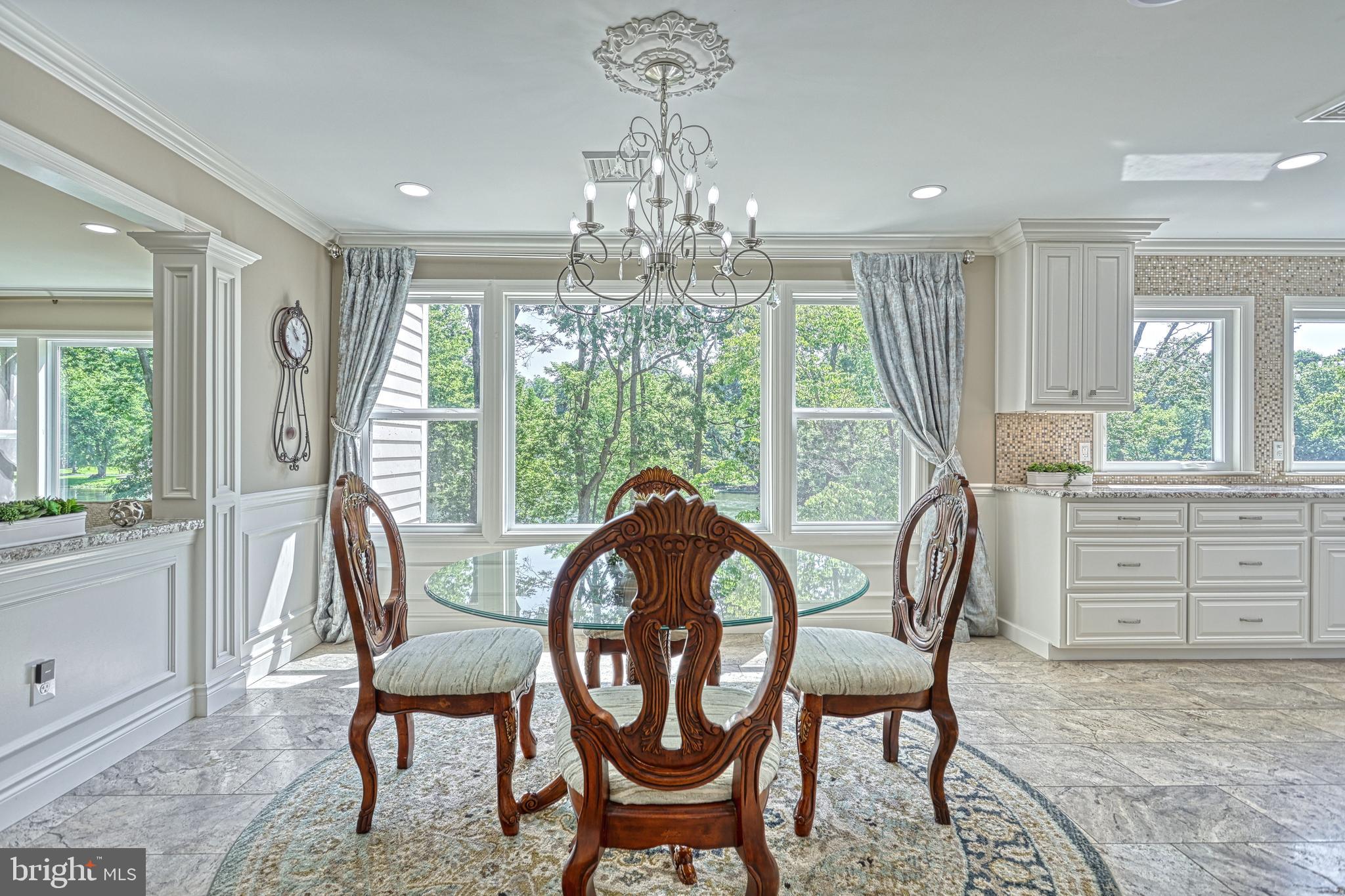 POINT RIDGE FARMS - Residential