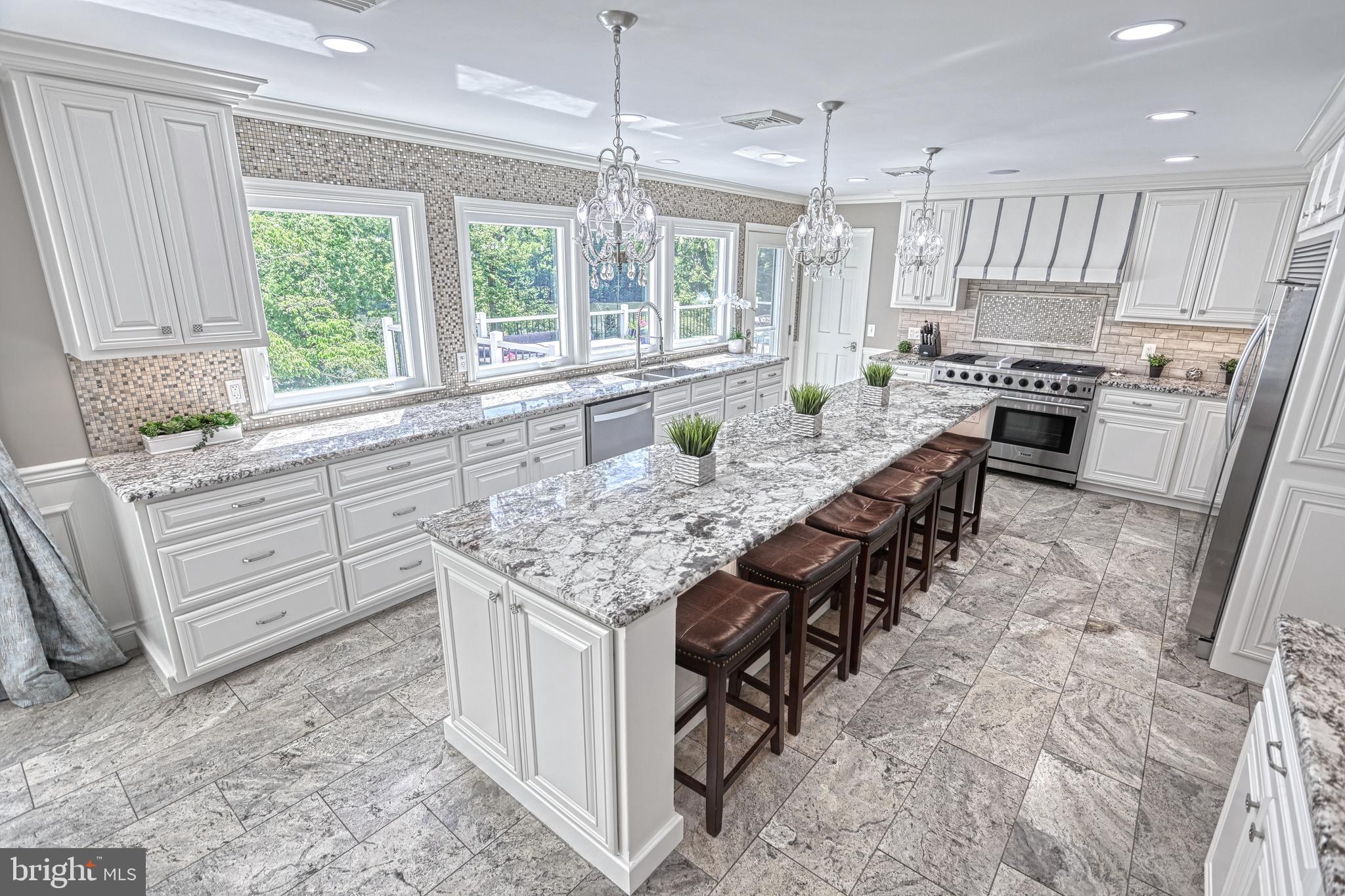 POINT RIDGE FARMS - Residential