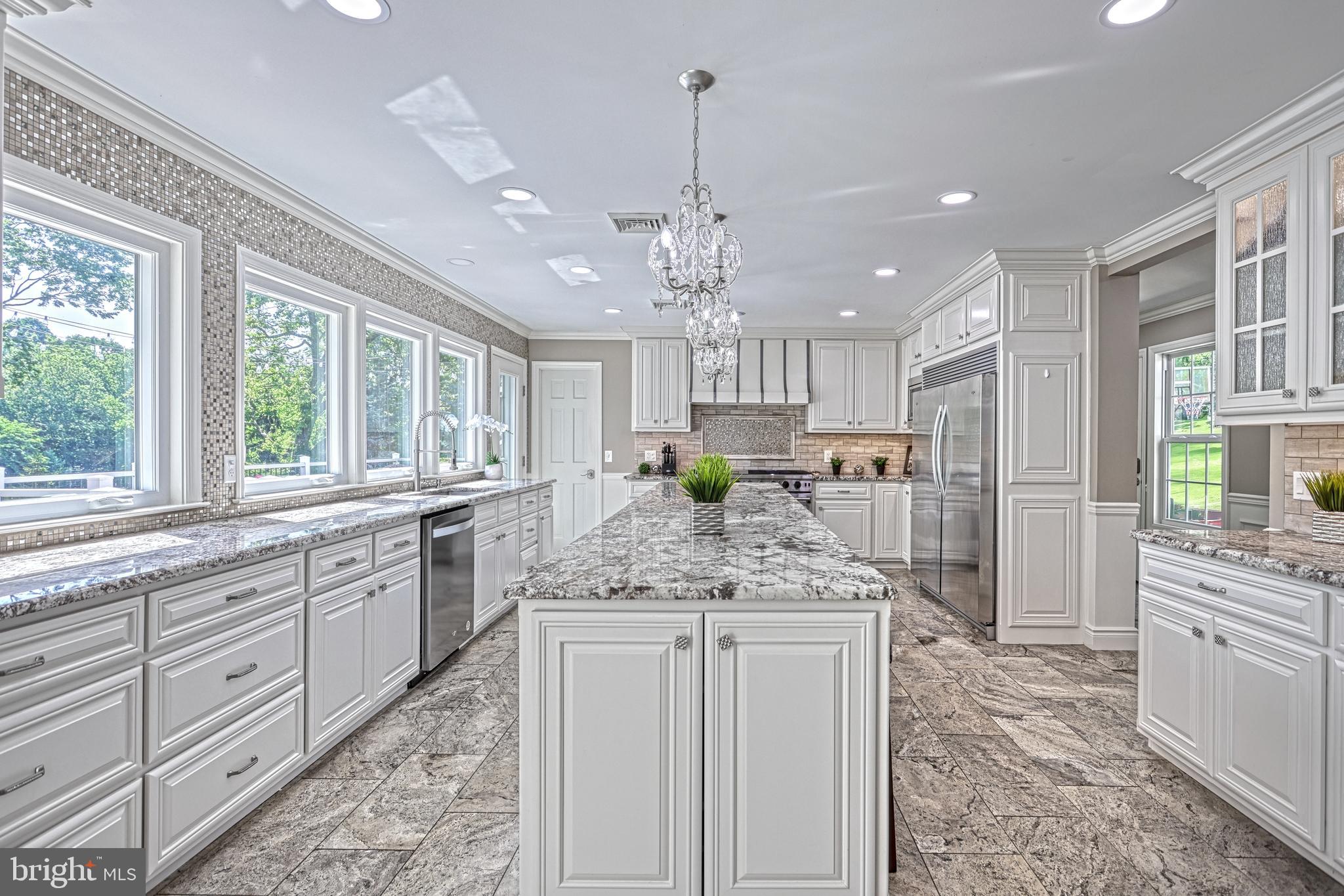 POINT RIDGE FARMS - Residential