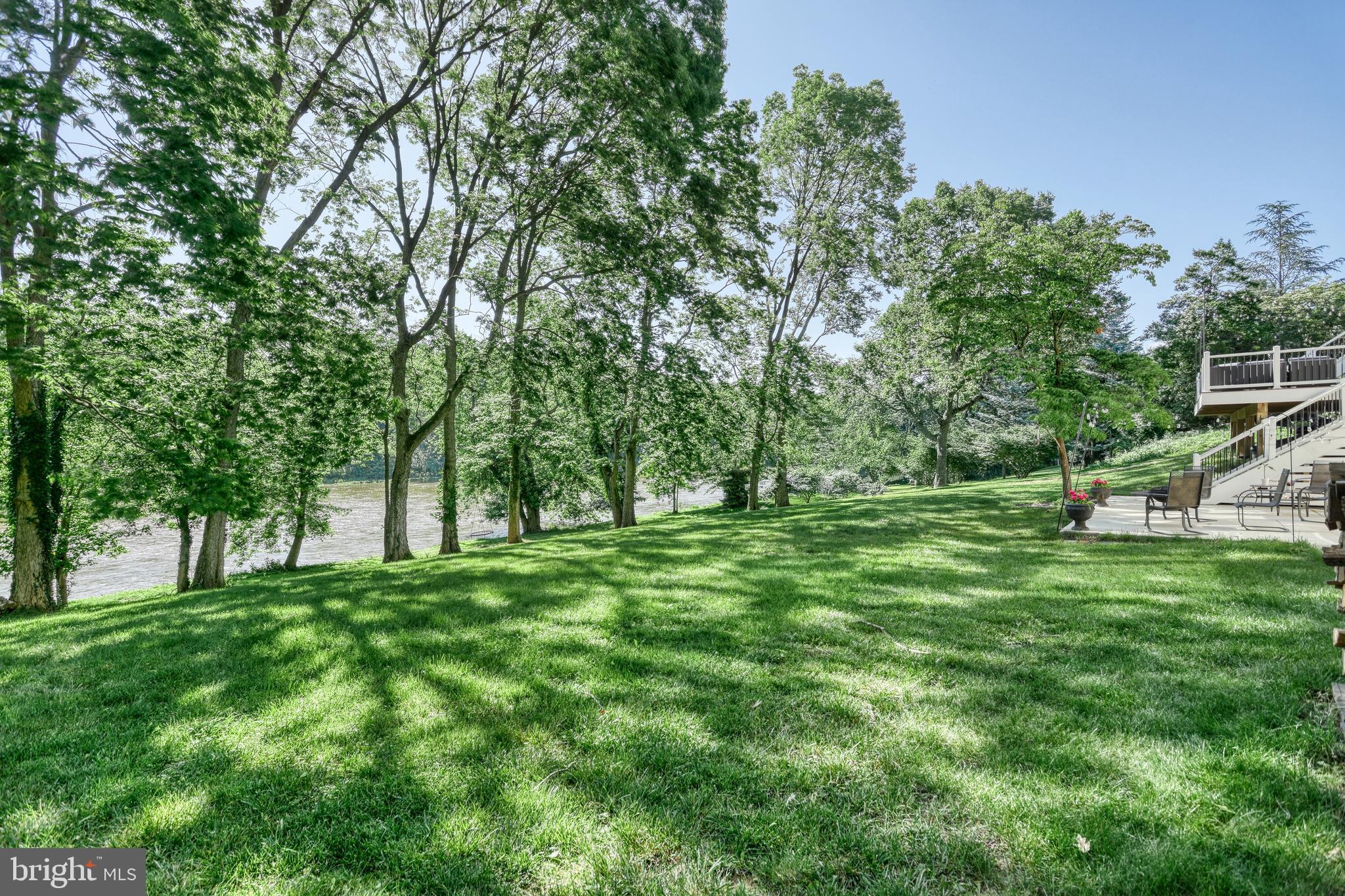 POINT RIDGE FARMS - Residential