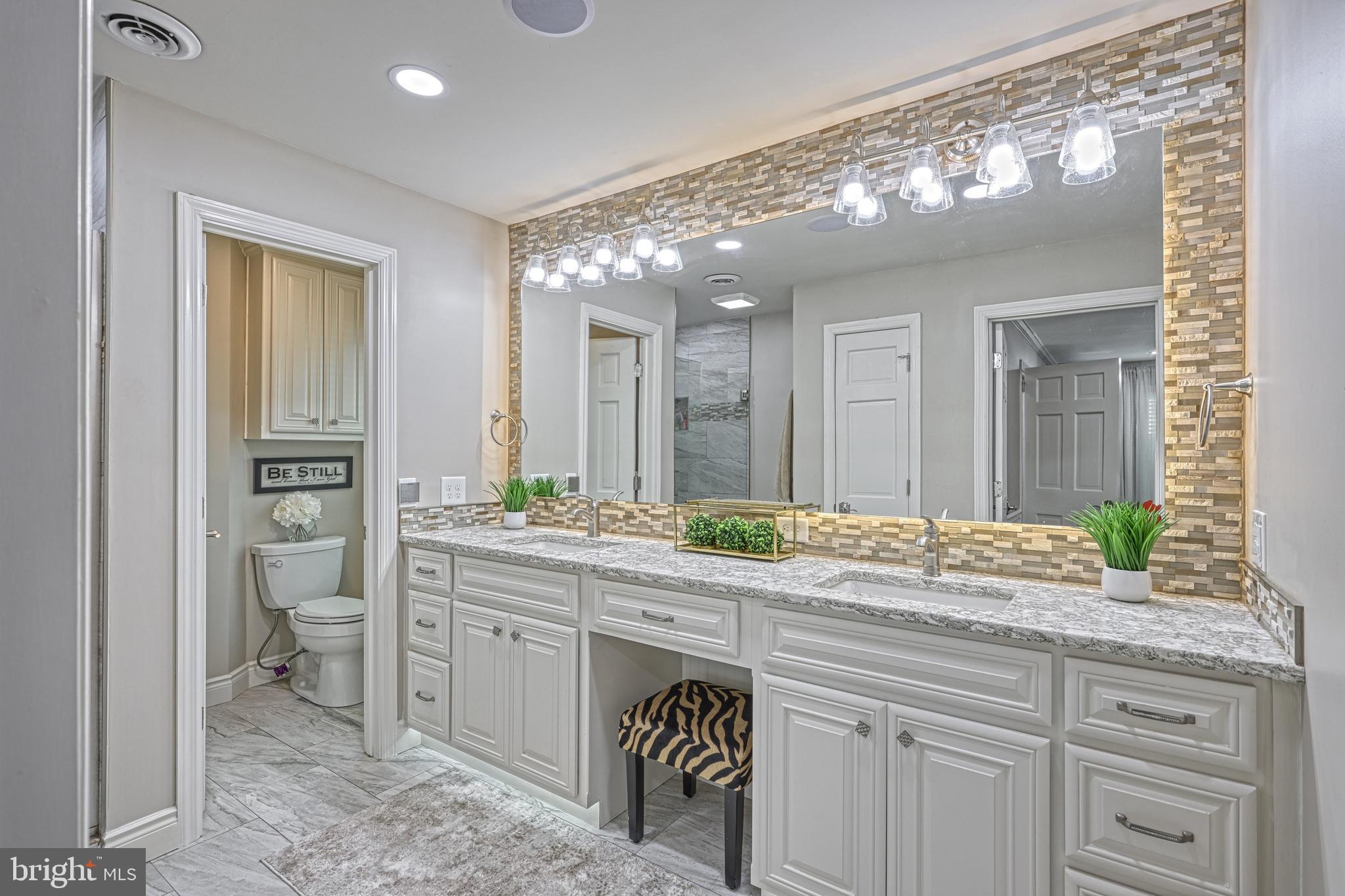 POINT RIDGE FARMS - Residential