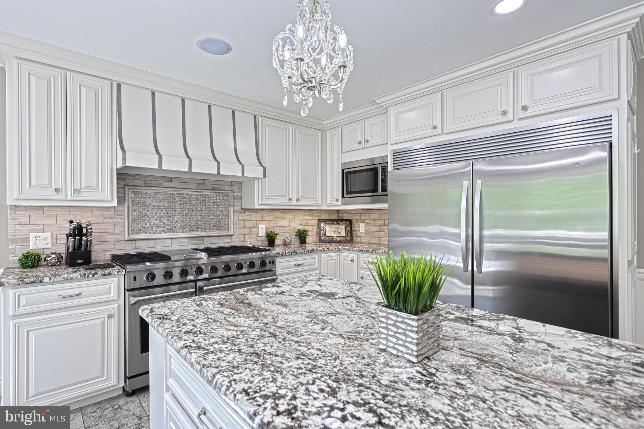 POINT RIDGE FARMS - Residential