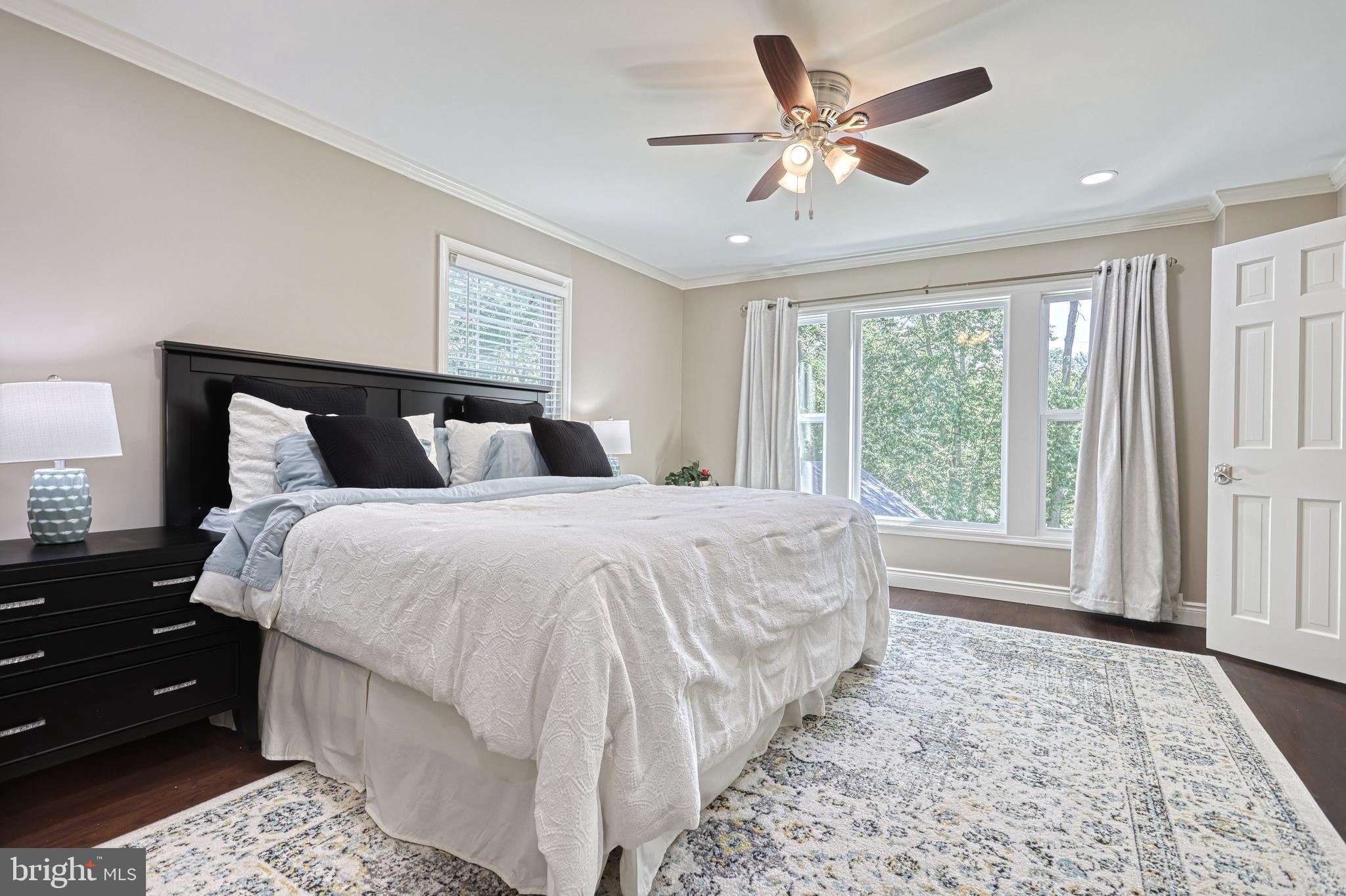 POINT RIDGE FARMS - Residential