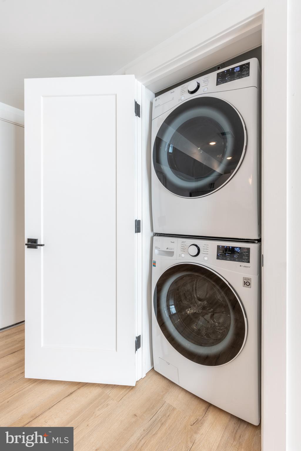 PHILADELPHIA - Residential Lease