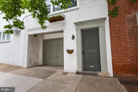 Townhouse For Sale - 2204 Manning Street<br/> PHILADELPHIA, PA 19103