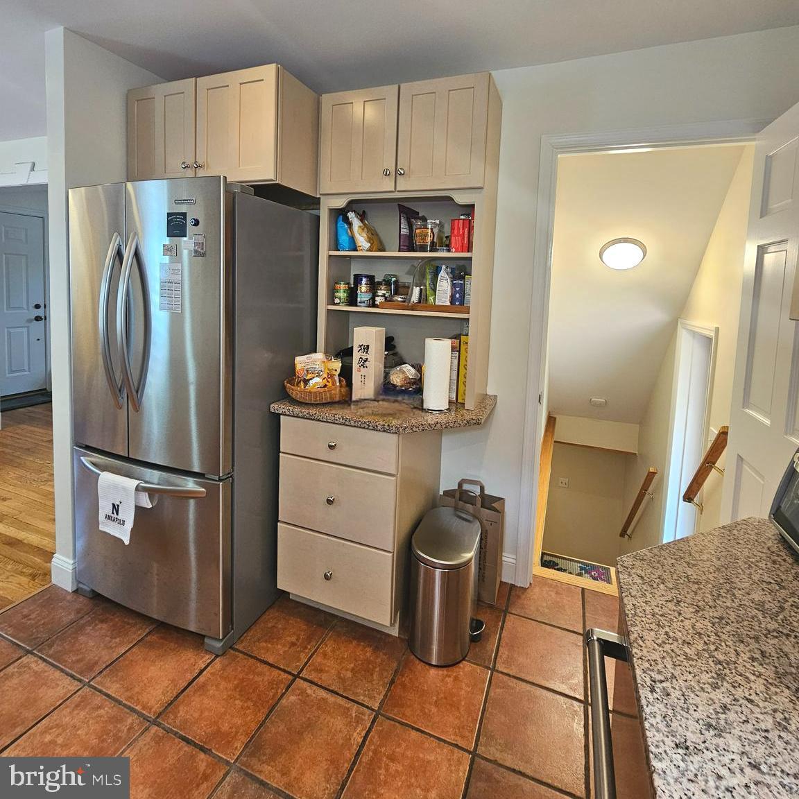 LEEWAY HEIGHTS - Residential Lease