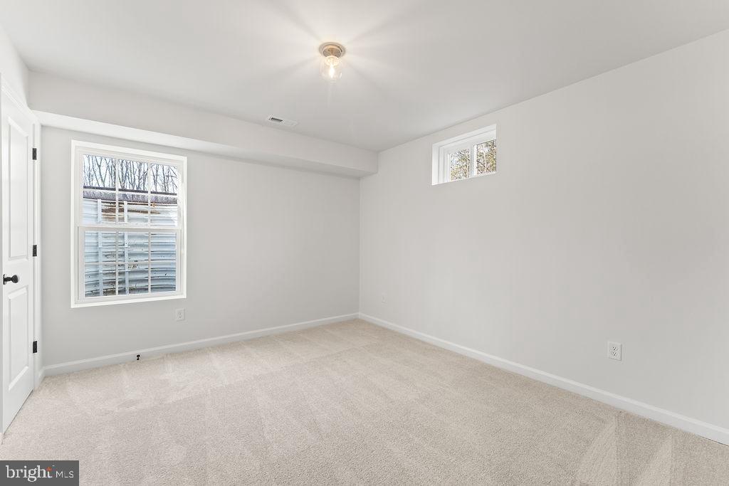 JERDONE ISLAND - Residential