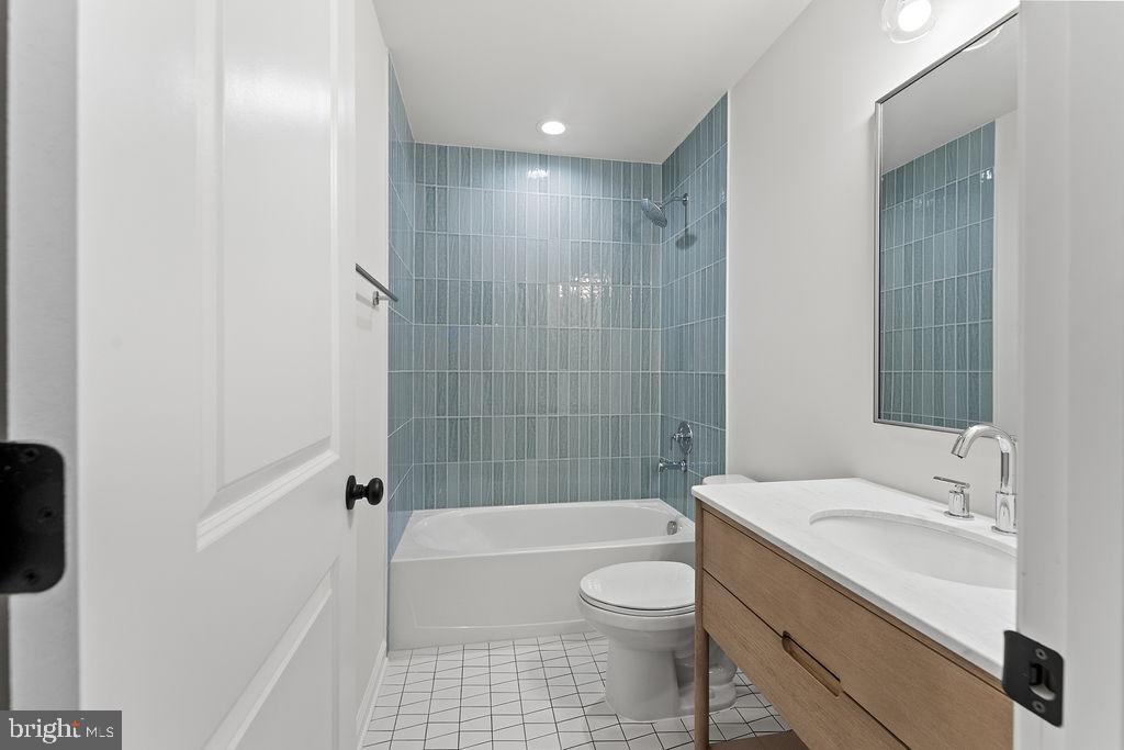 JERDONE ISLAND - Residential