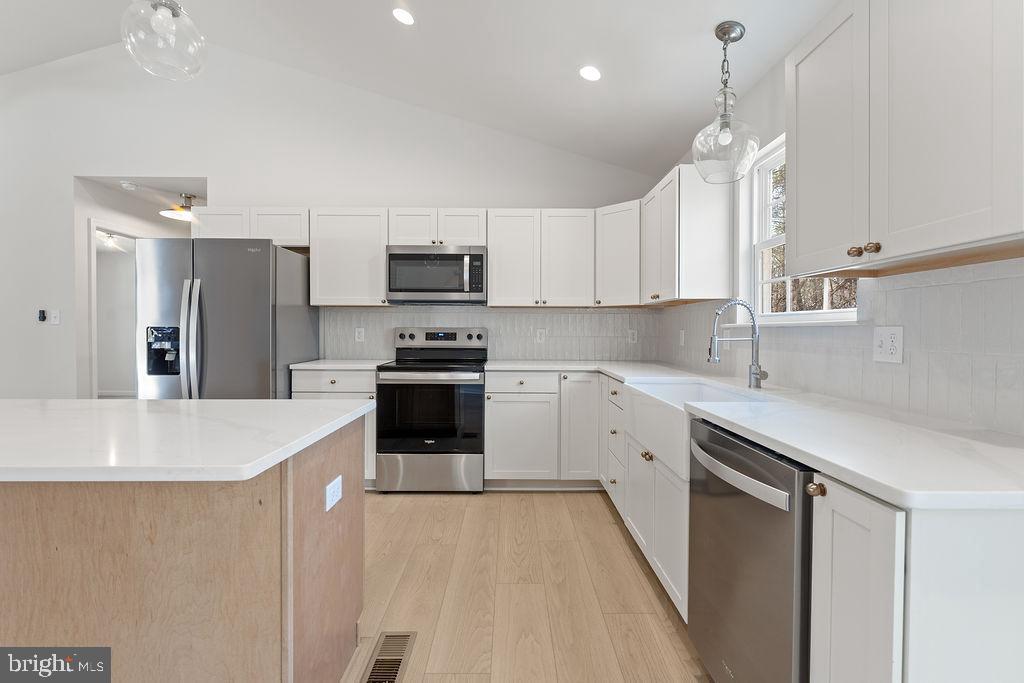 JERDONE ISLAND - Residential