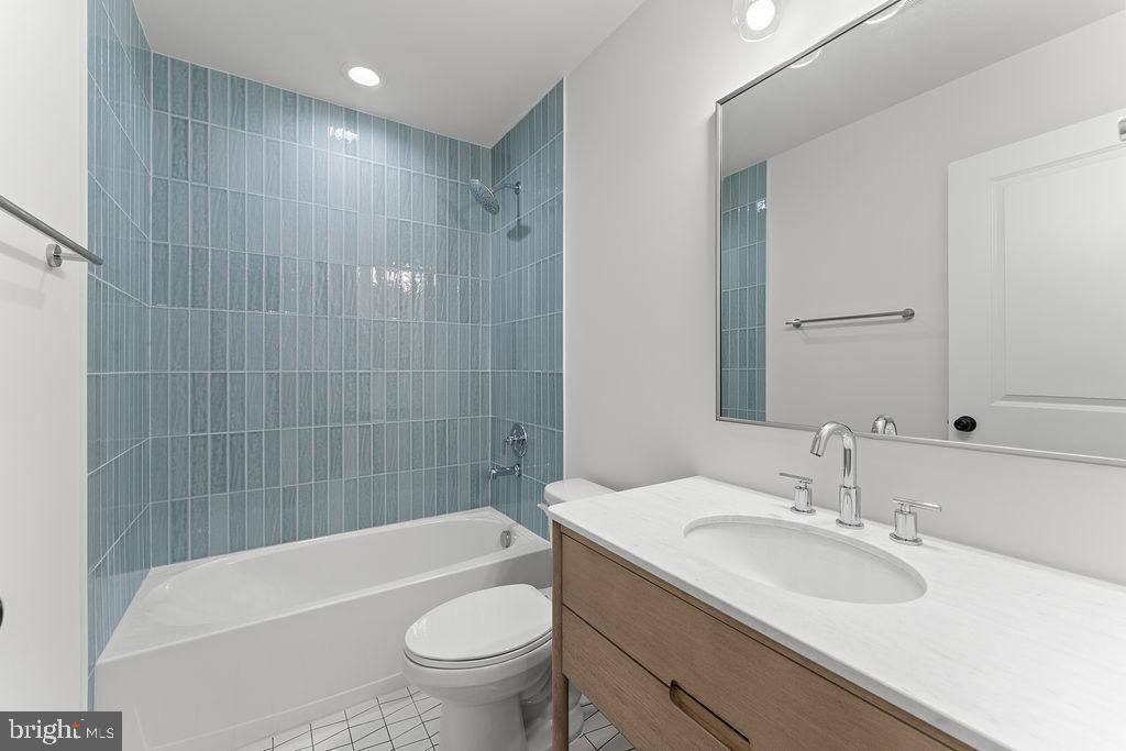 JERDONE ISLAND - Residential