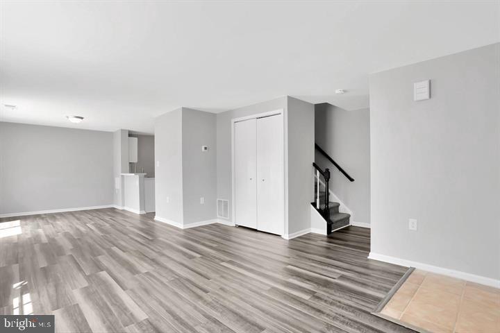 1237 DANIELLE DRIVE C