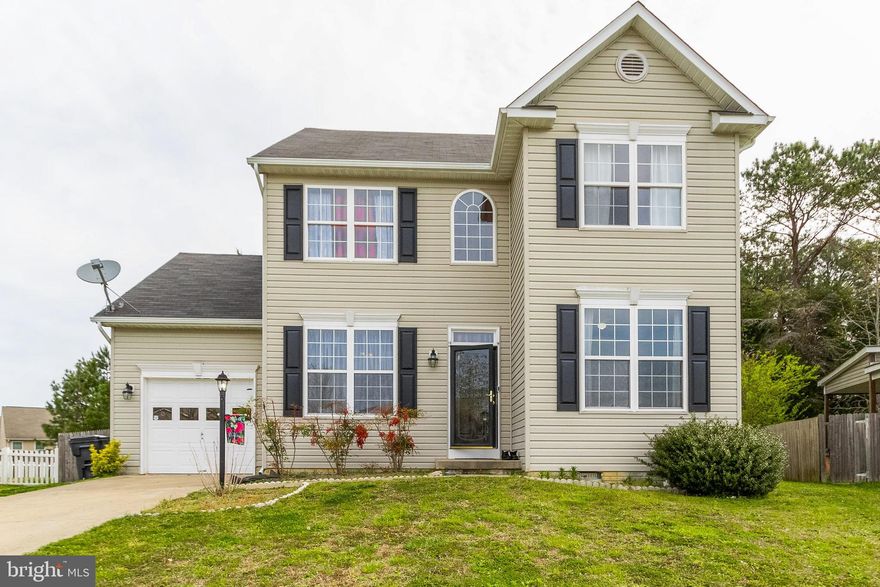 Back on the Market, and a second chance with this property. Move In Ready  3 bedrooms 2.5 bath Colonial with updated kitchen and bathrooms. Enjoy your privacy and the outdoors with a fenced in backyard, and a large Patio. Stainless Steel appliances and a Gas stove. Mud room with laundry area, and access to Garage.  Open area to family room and gas fireplace. Natural Gas Heat and Air conditioning. Minutes to Pax River, grocery stores, restaurants, schools, ball fields, movies and Community Pool.