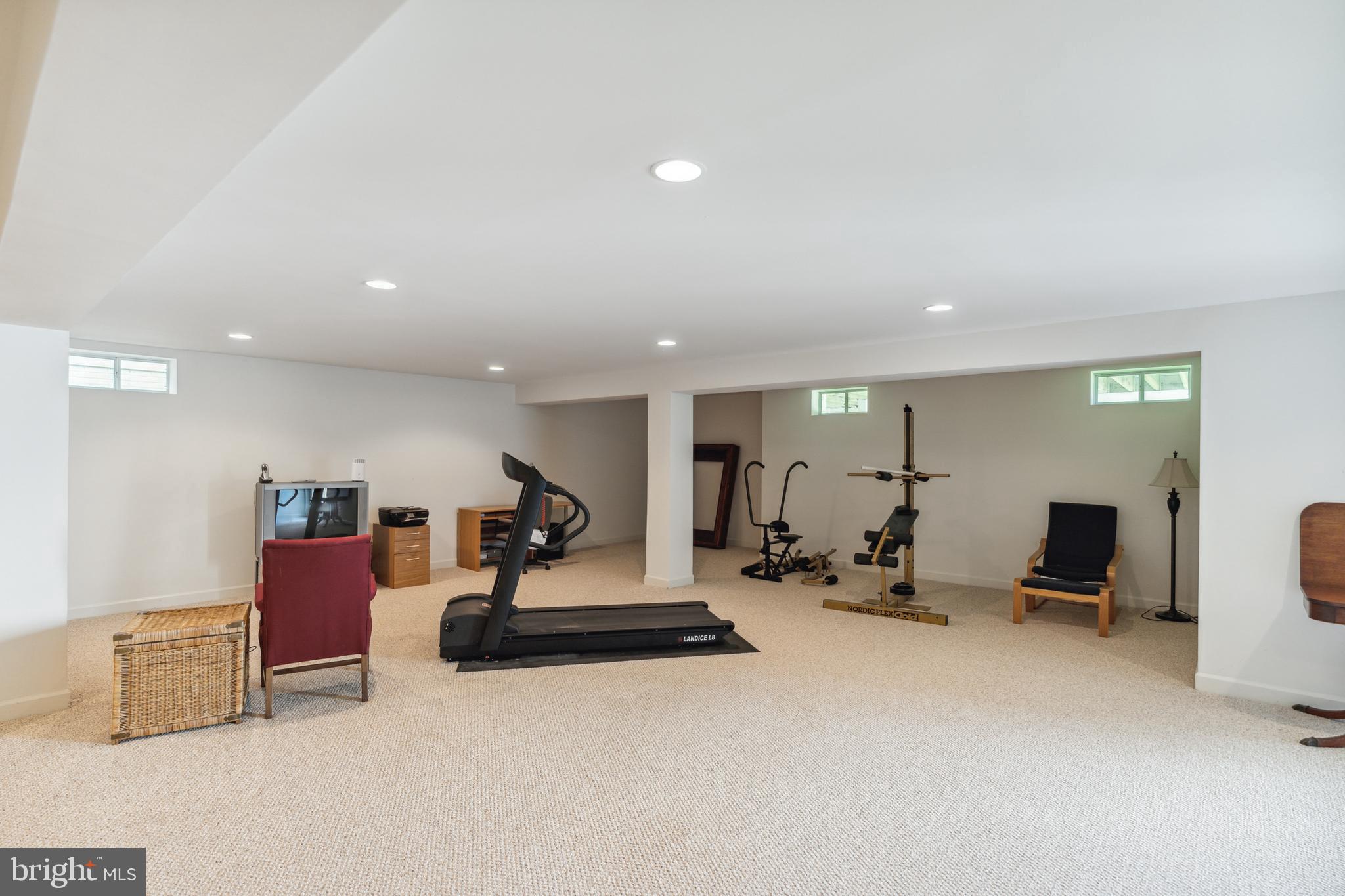 VIRGINIA HERITAGE - Residential