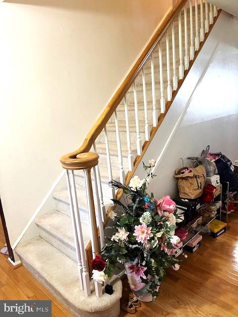 406 VALLEY RUN DRIVE