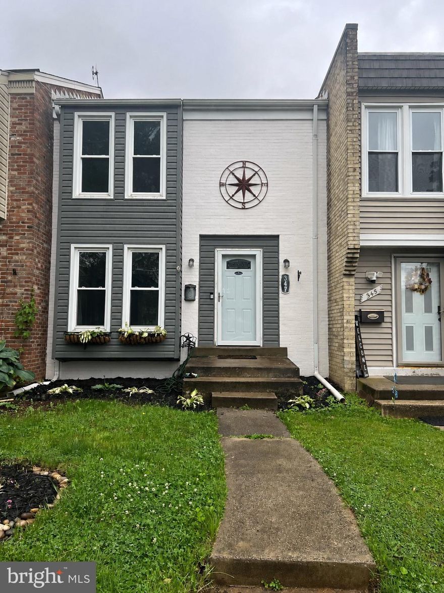 Beautifully updated 3-bedroom, 1.5-bath townhome just steps from downtown Leesburg! This charming home blends modern updates with everyday comfort, featuring a renovated kitchen, updated bathrooms, brand-new flooring, and fresh paint throughout. Bright and inviting living spaces create a warm atmosphere perfect for relaxing or entertaining. Enjoy walkable access to downtown Leesburg’s restaurants, boutiques, parks, and year-round events. Move-in ready and ideally located — this one is not to be missed!