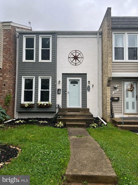 Photo of 347 Shenandoah Street SE, LEESBURG, VA 20175 (MLS # VALO2126024)