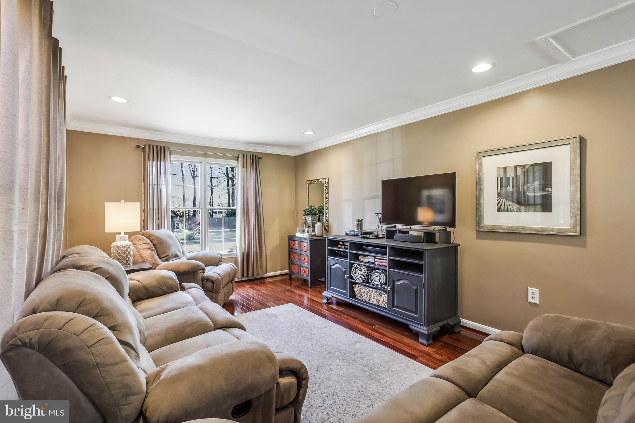 KINGS PARK - Residential