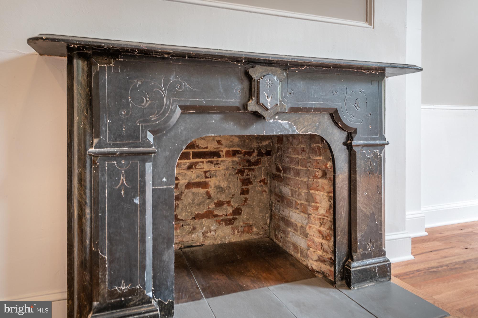 BOLTON HILL HISTORIC DISTRICT - Residential Lease