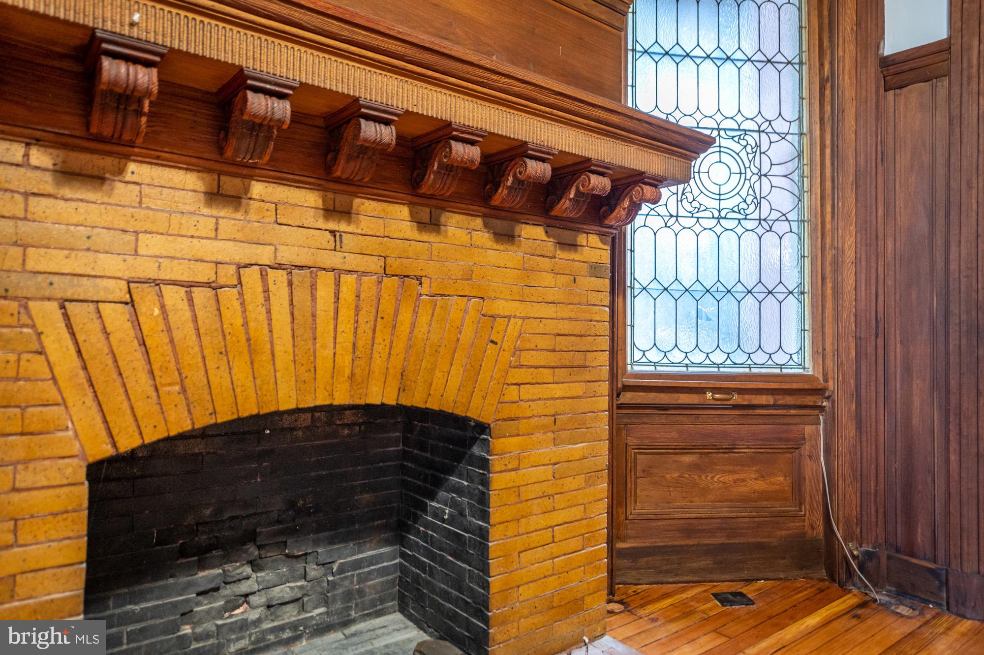 BOLTON HILL HISTORIC DISTRICT - Residential Lease