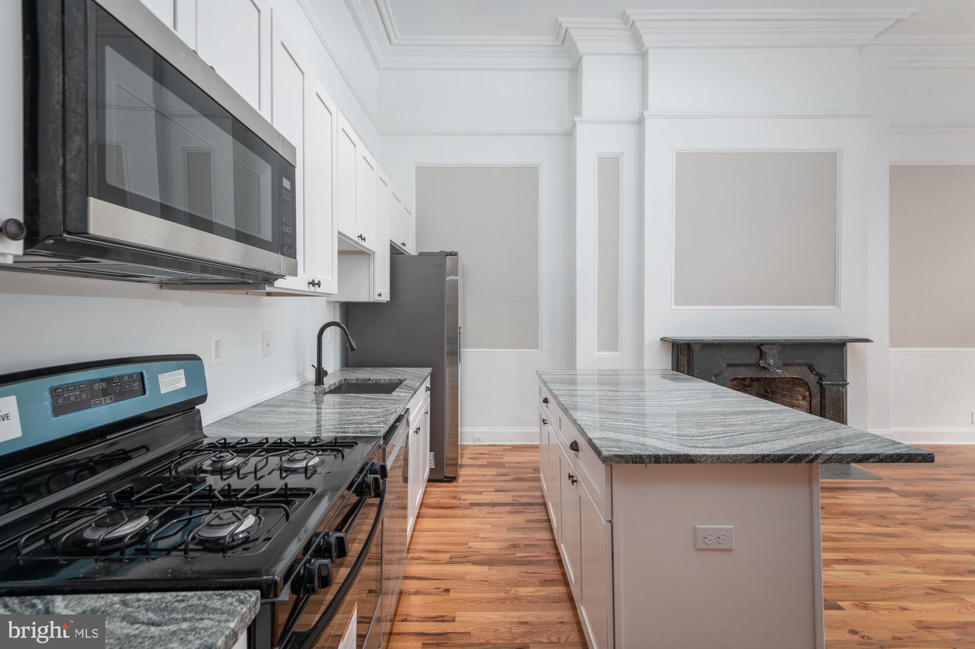 BOLTON HILL HISTORIC DISTRICT - Residential Lease