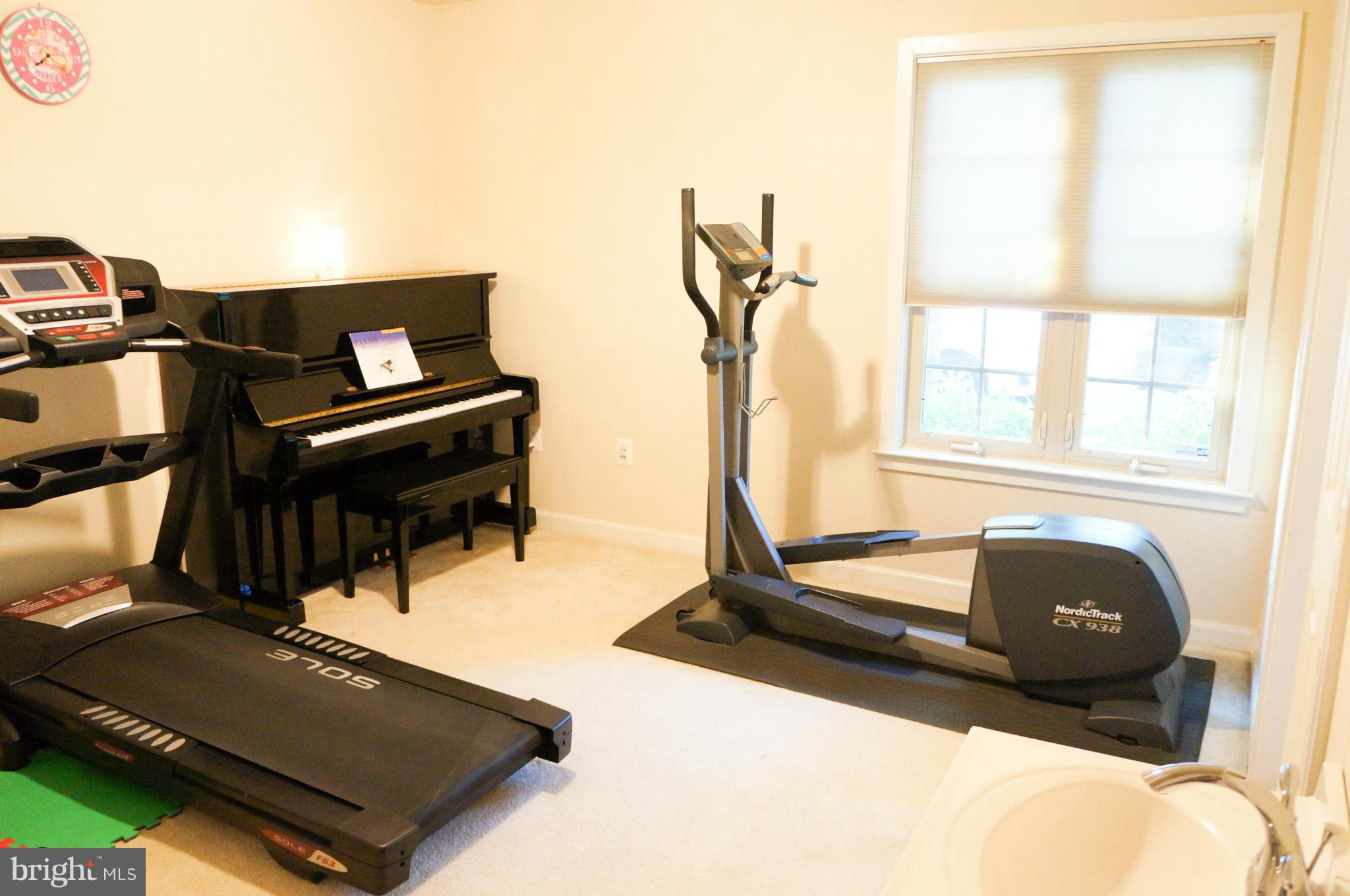 BEECH GROVE - Residential Lease