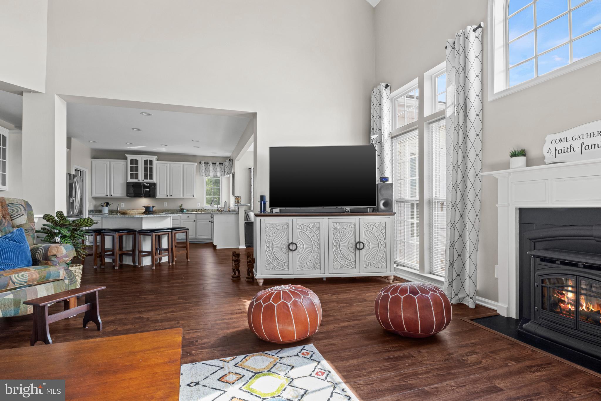 HAMILTON STATION ESTATES - Residential