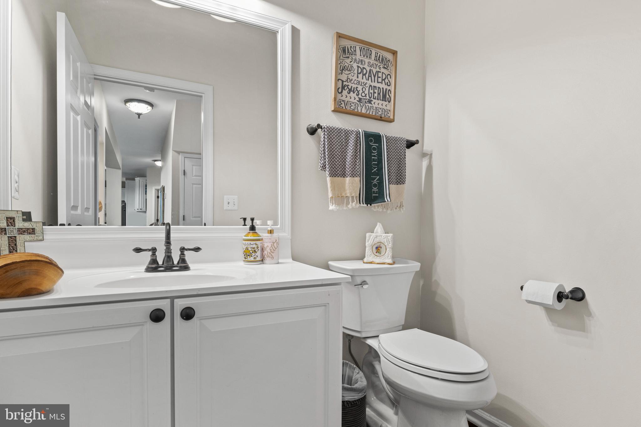 HAMILTON STATION ESTATES - Residential