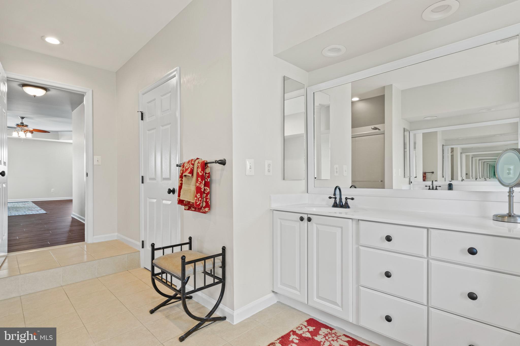 HAMILTON STATION ESTATES - Residential