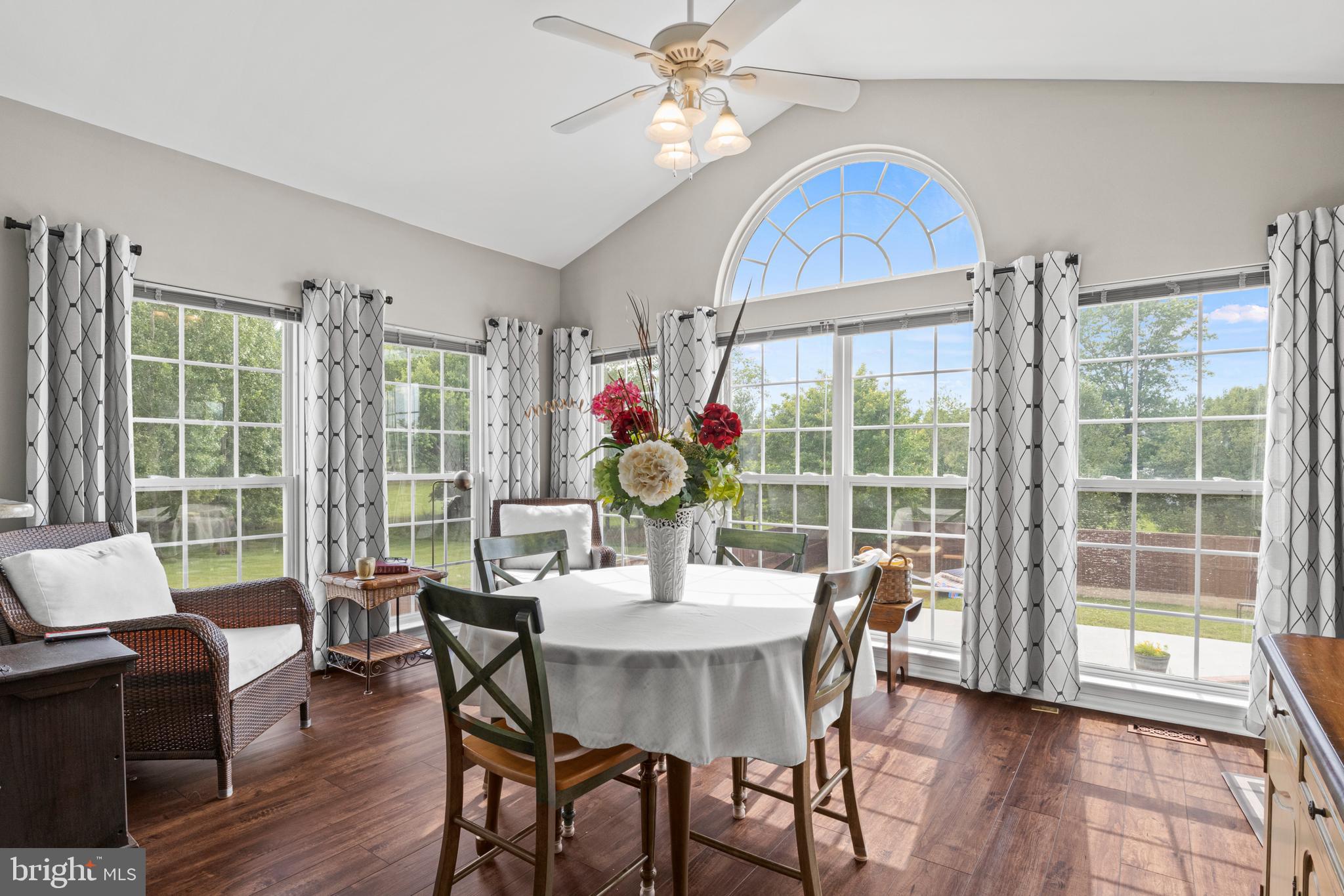 HAMILTON STATION ESTATES - Residential