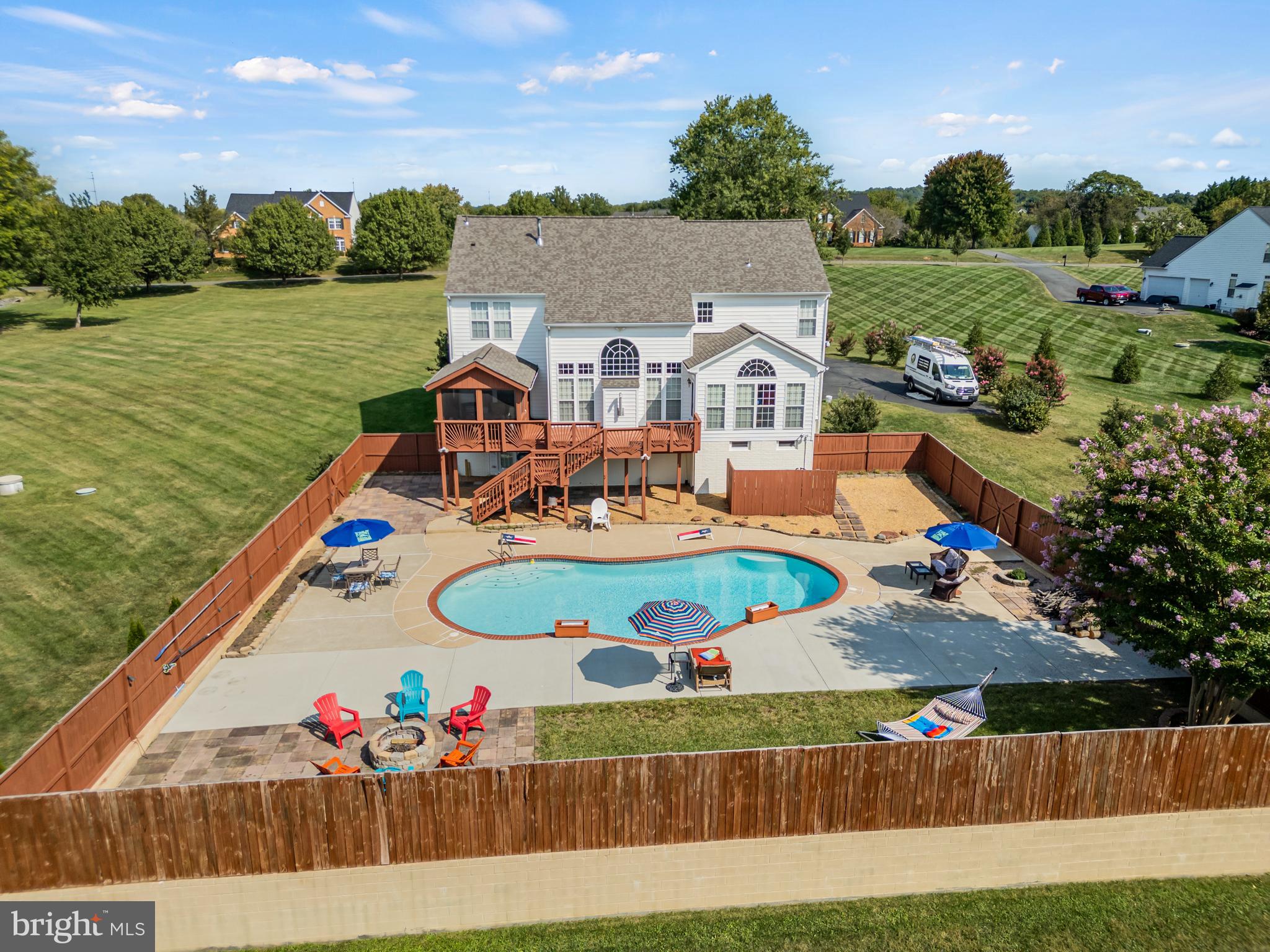 HAMILTON STATION ESTATES - Residential