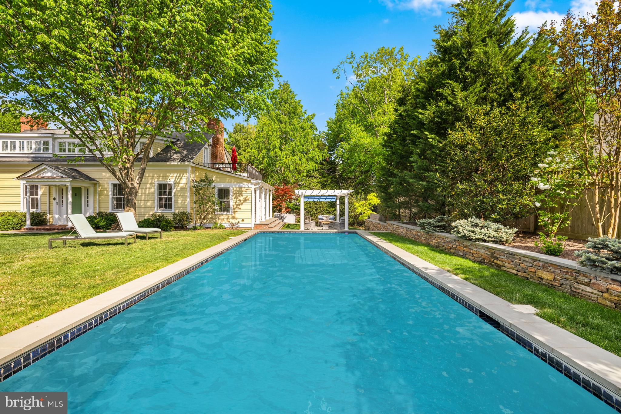 CLEVELAND PARK - Residential