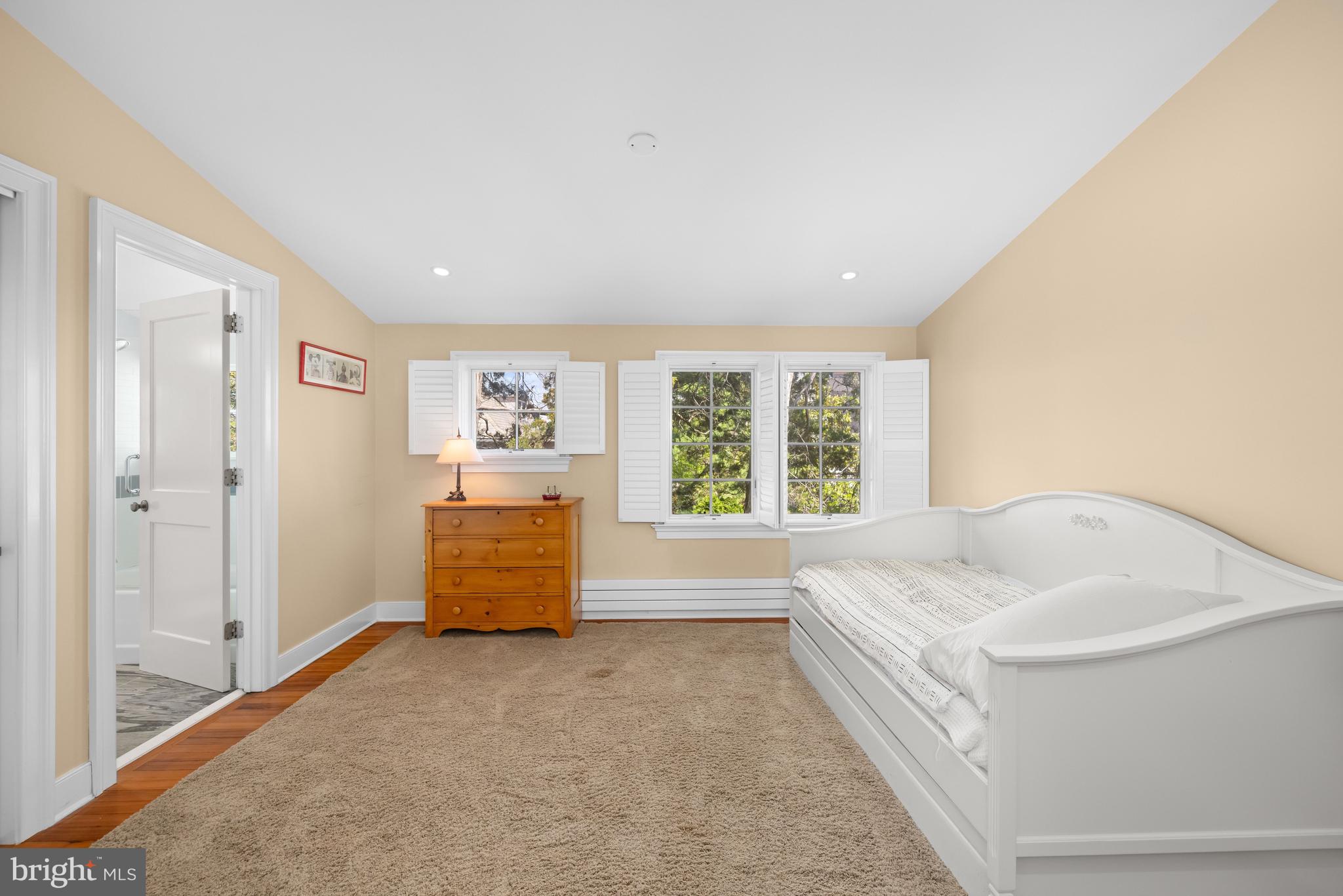 CLEVELAND PARK - Residential