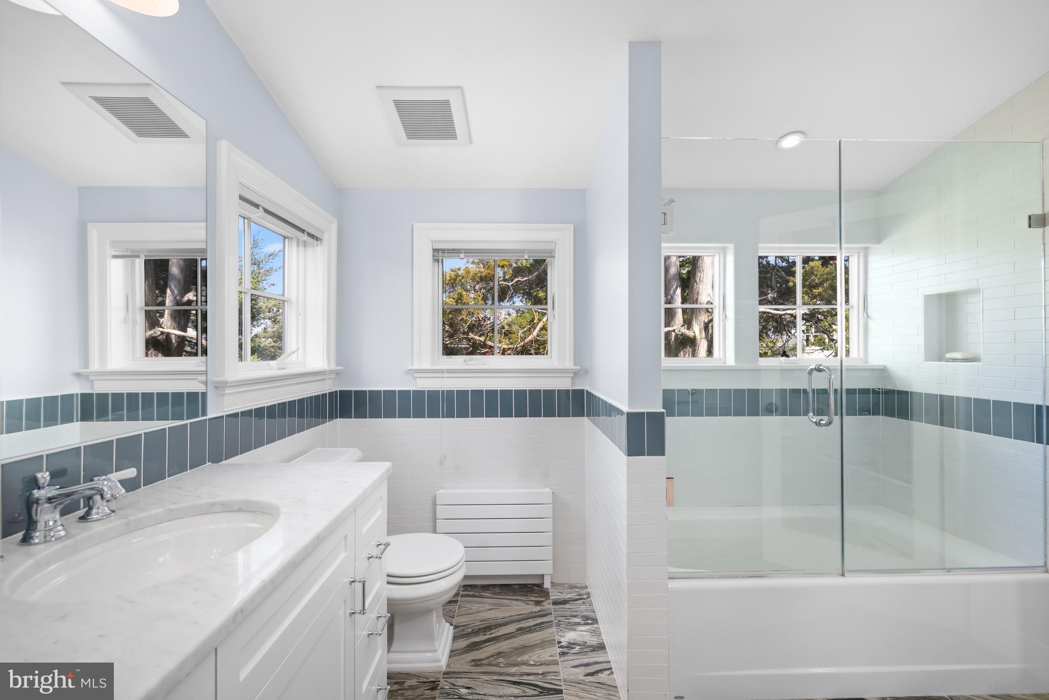 CLEVELAND PARK - Residential