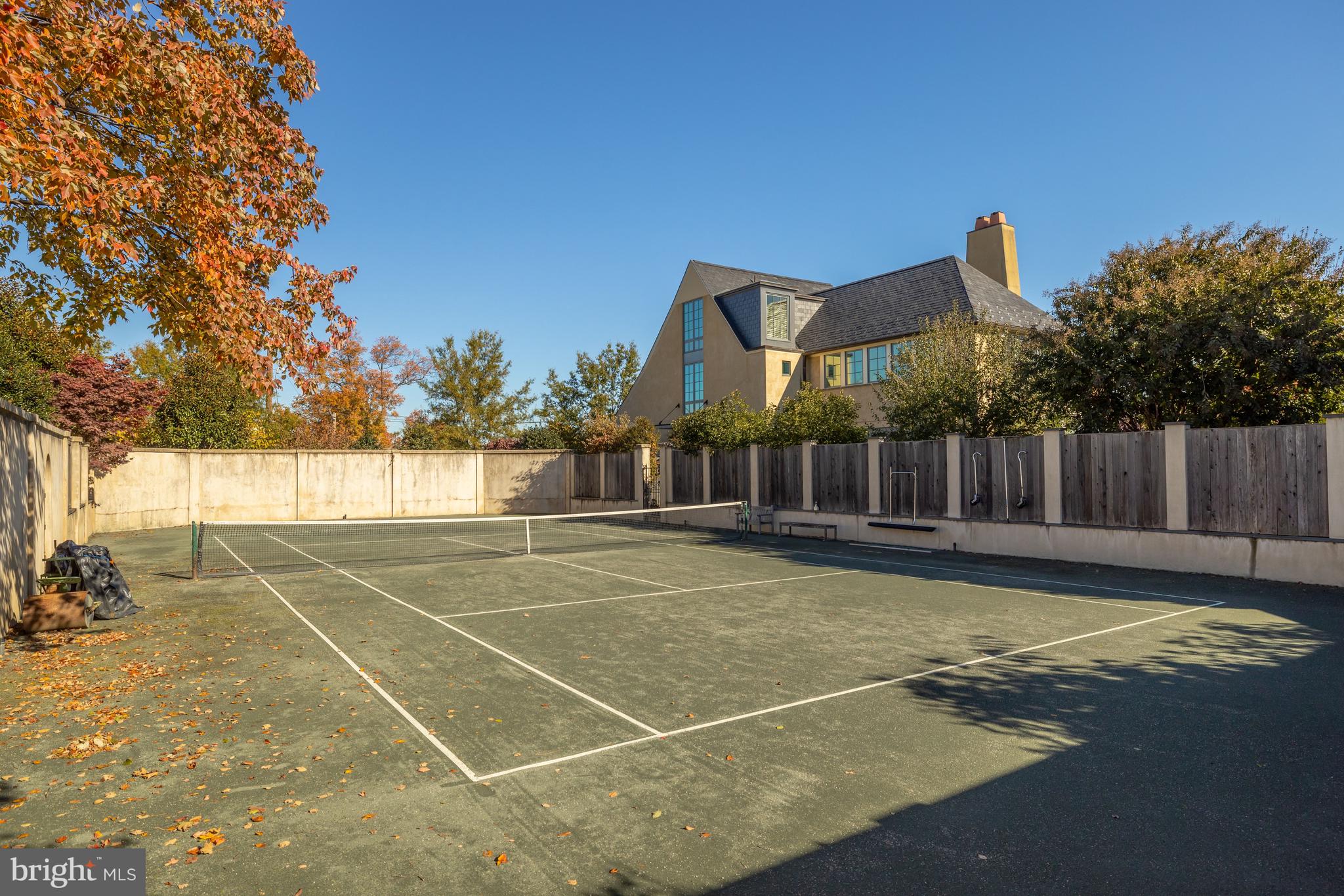 CLEVELAND PARK - Residential