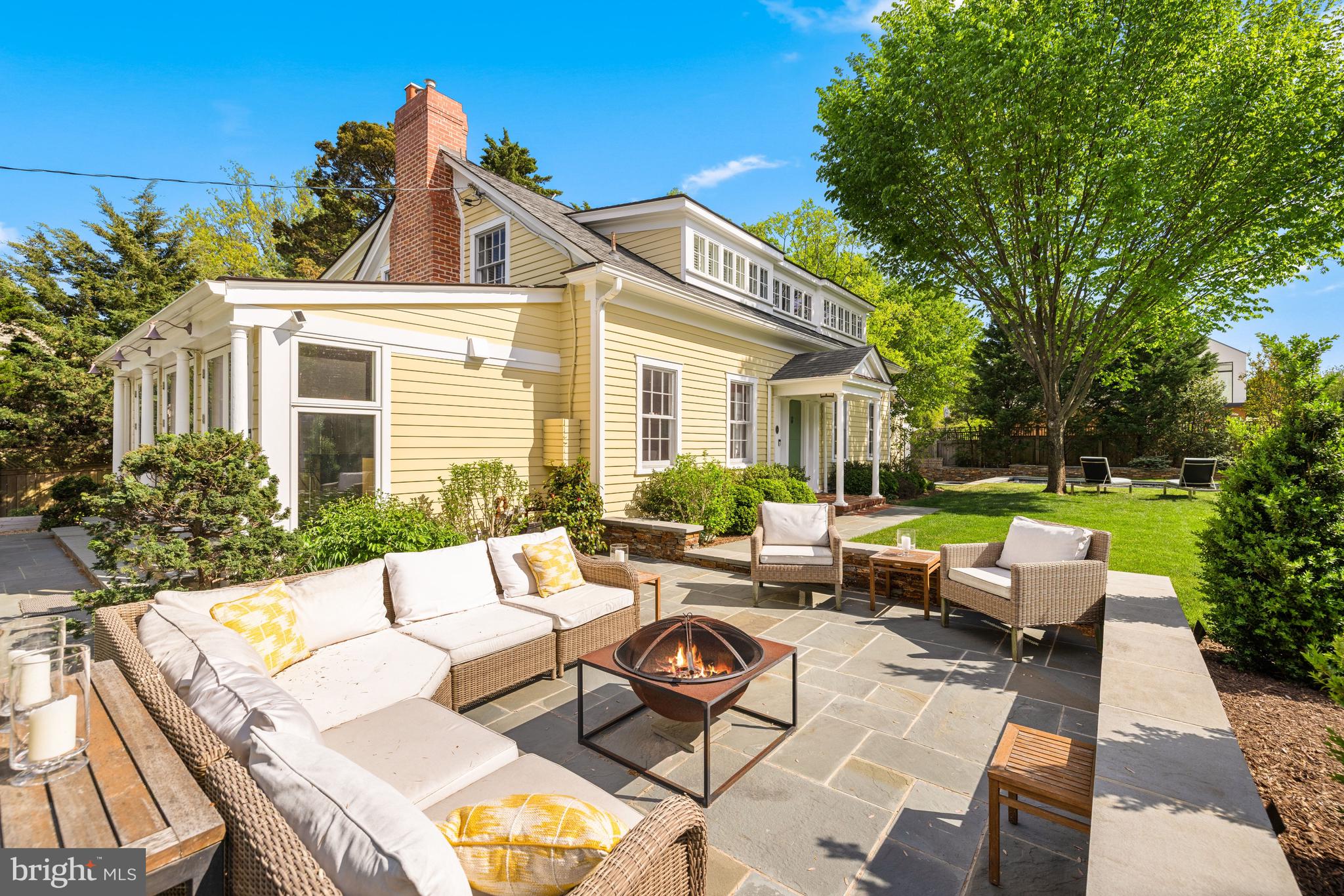 CLEVELAND PARK - Residential